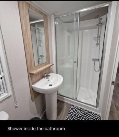 Luxuary Static Caravan Sleeps 6 Coopers Beach - Luxurious Get Away view 2