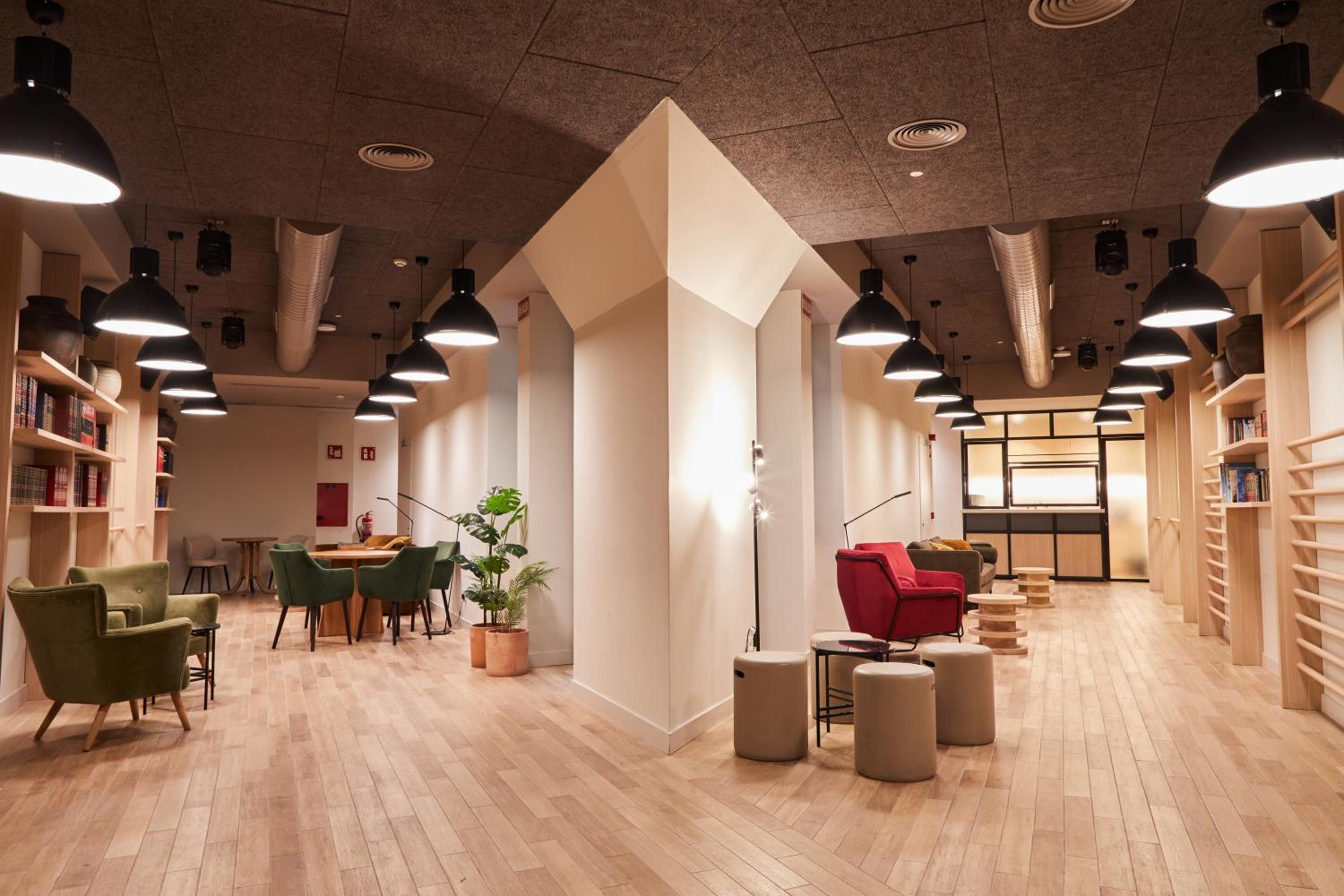lounge
