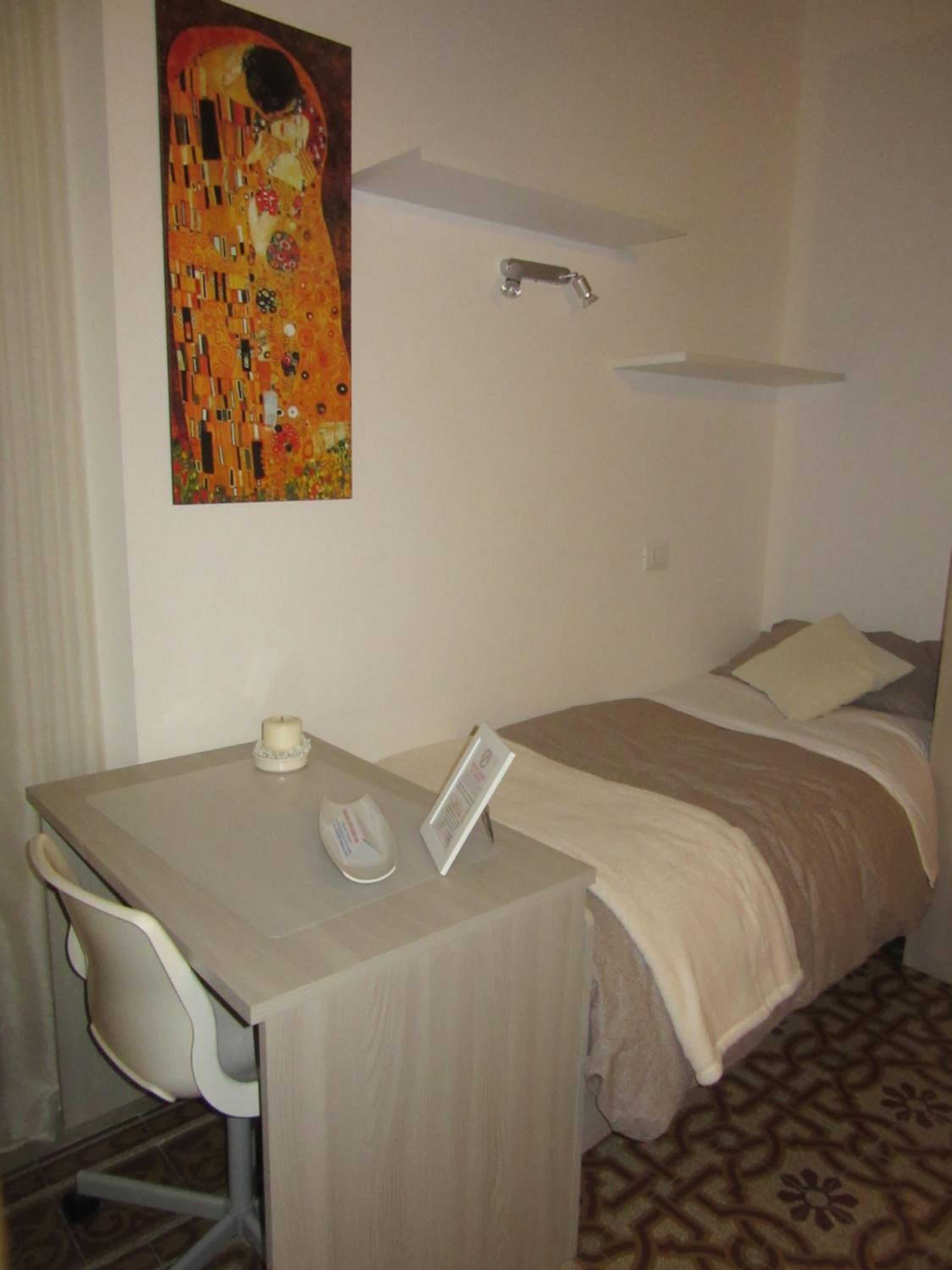 Photo 43