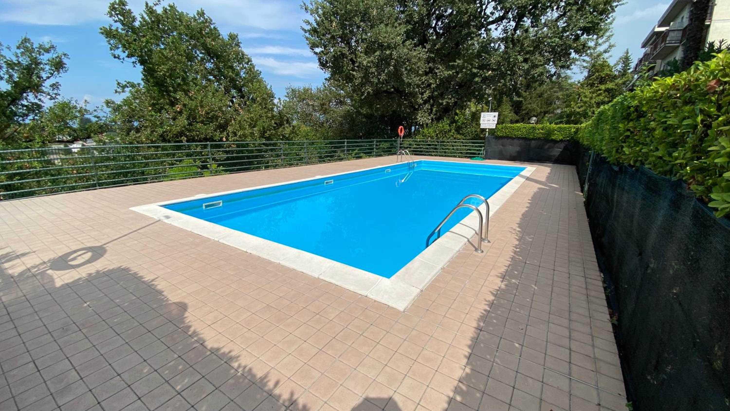 House Paradiso