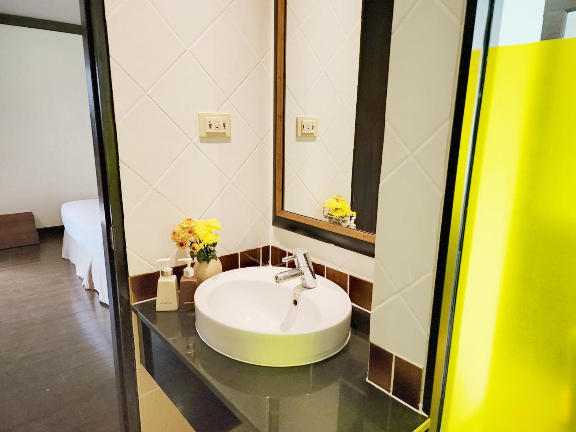 Lanta Mermaid Boutique House-Cozy Stay,Seaview, Delicious Breakfast,2 Minutes Walk to the Beach