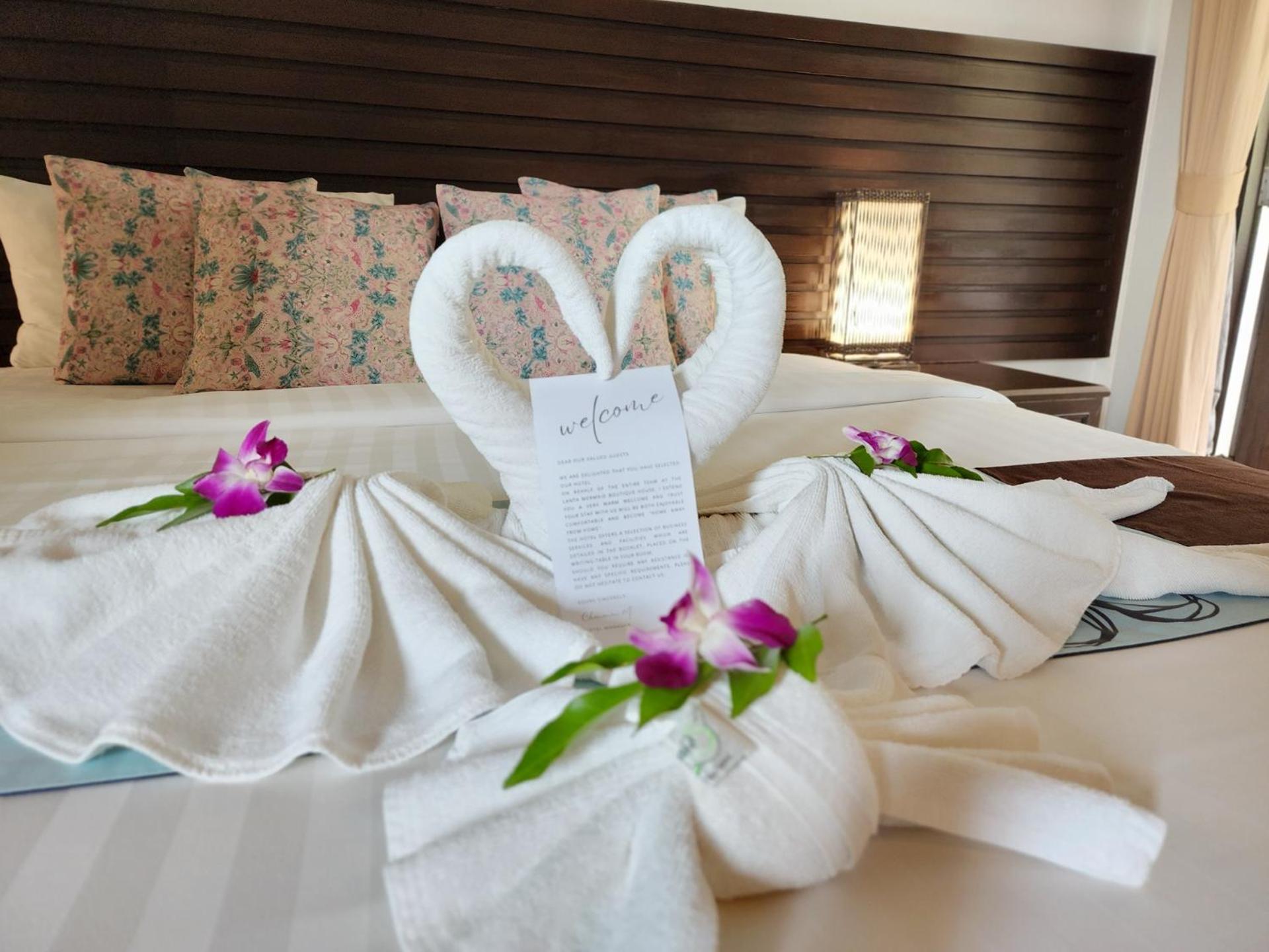 Lanta Mermaid Boutique House-Cozy Stay,Seaview, Delicious Breakfast,2 Minutes Walk to the Beach