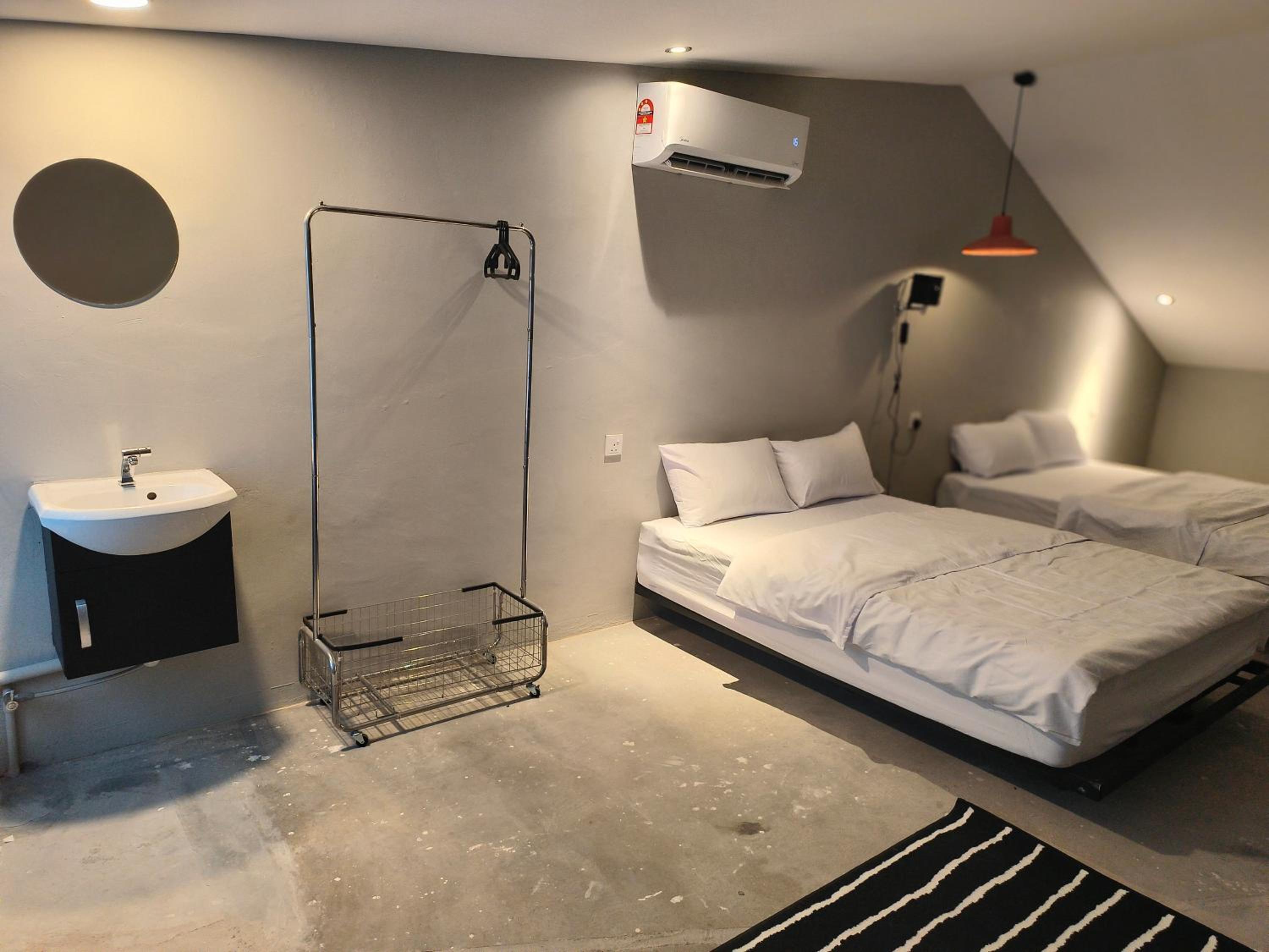 Georgetown landed Guest House WL photo 3
