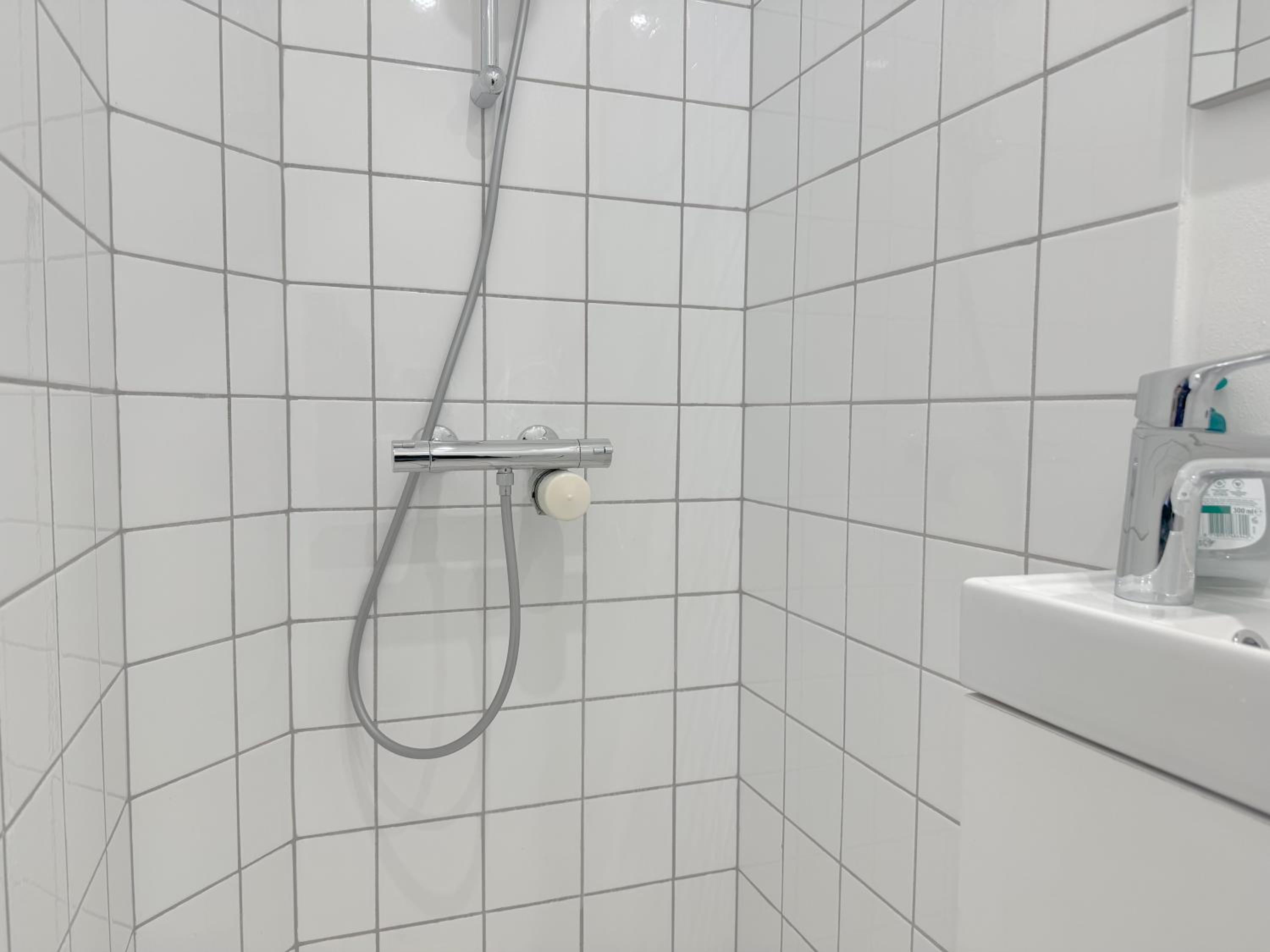 Perfect Apartment For Travelers On A Budget - But Still Wants Quality