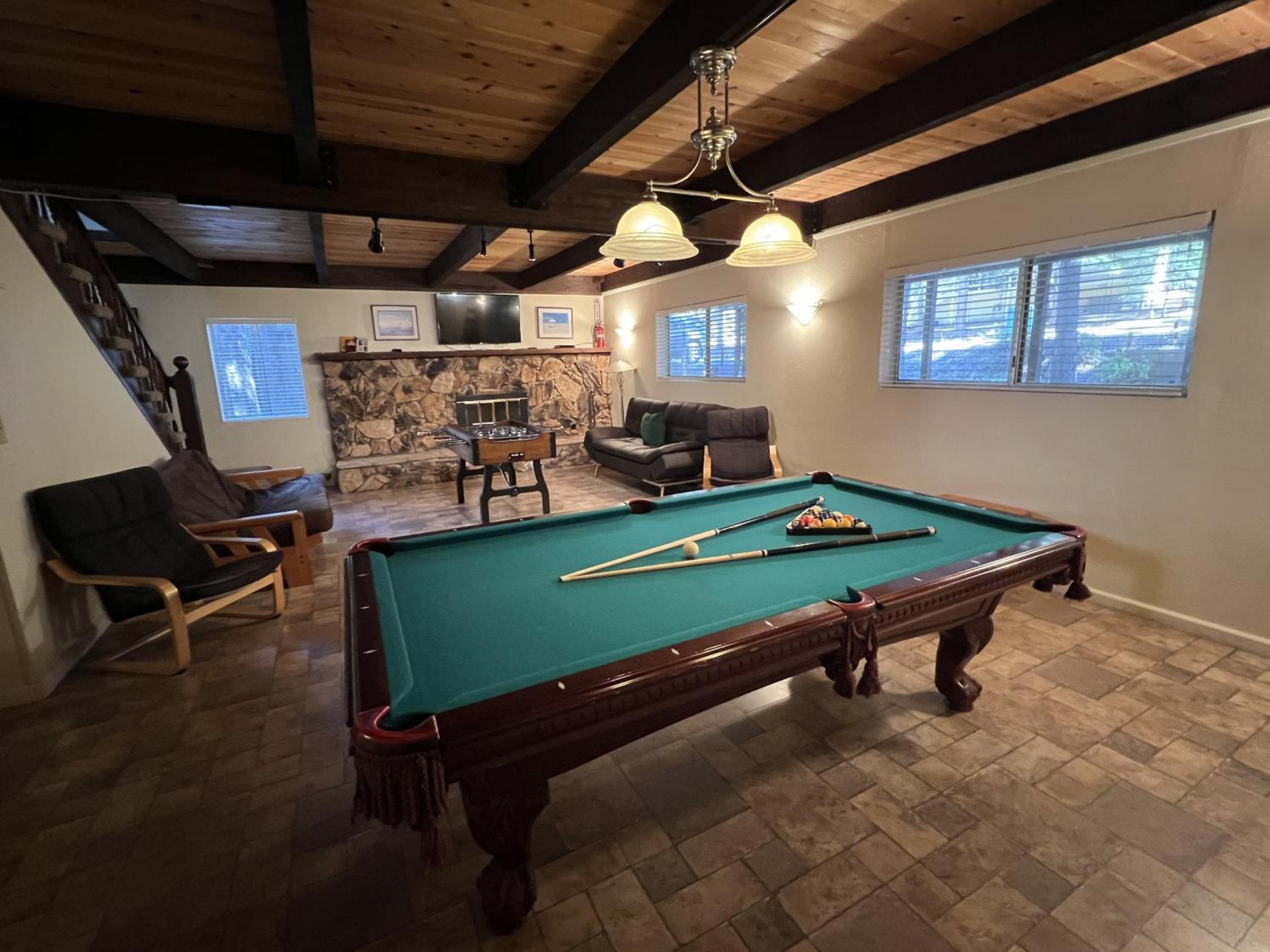 Close To Heaven With Hot Tub, Wet Bar & Game Room view 2