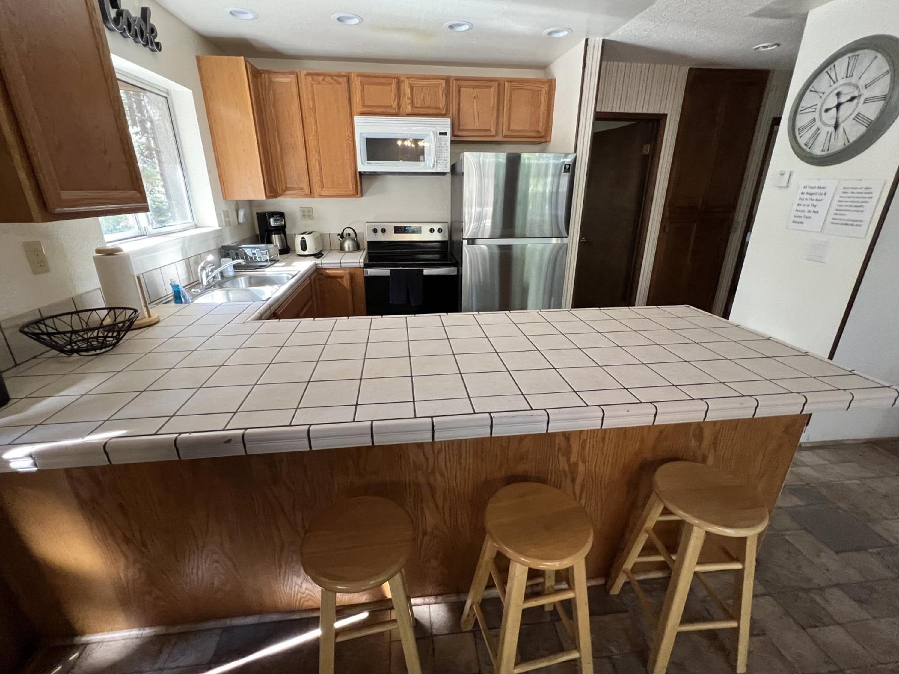Close To Heaven With Hot Tub, Wet Bar & Game Room view 3