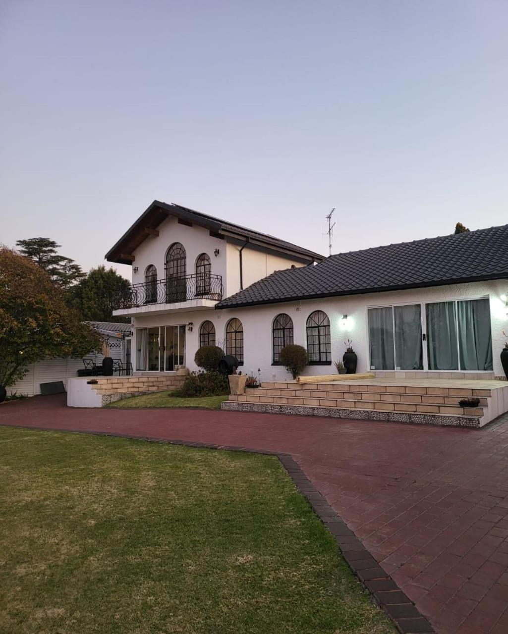 Sky view Guest House