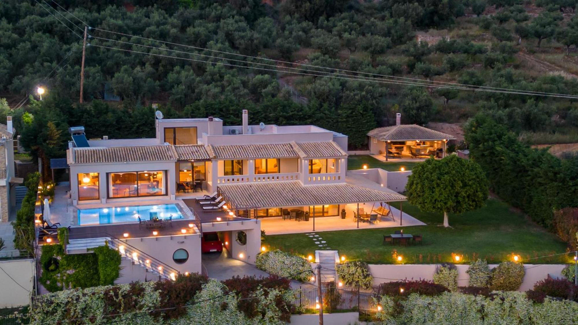 Hotel Senso Panorama Villa and Suite - Image 1