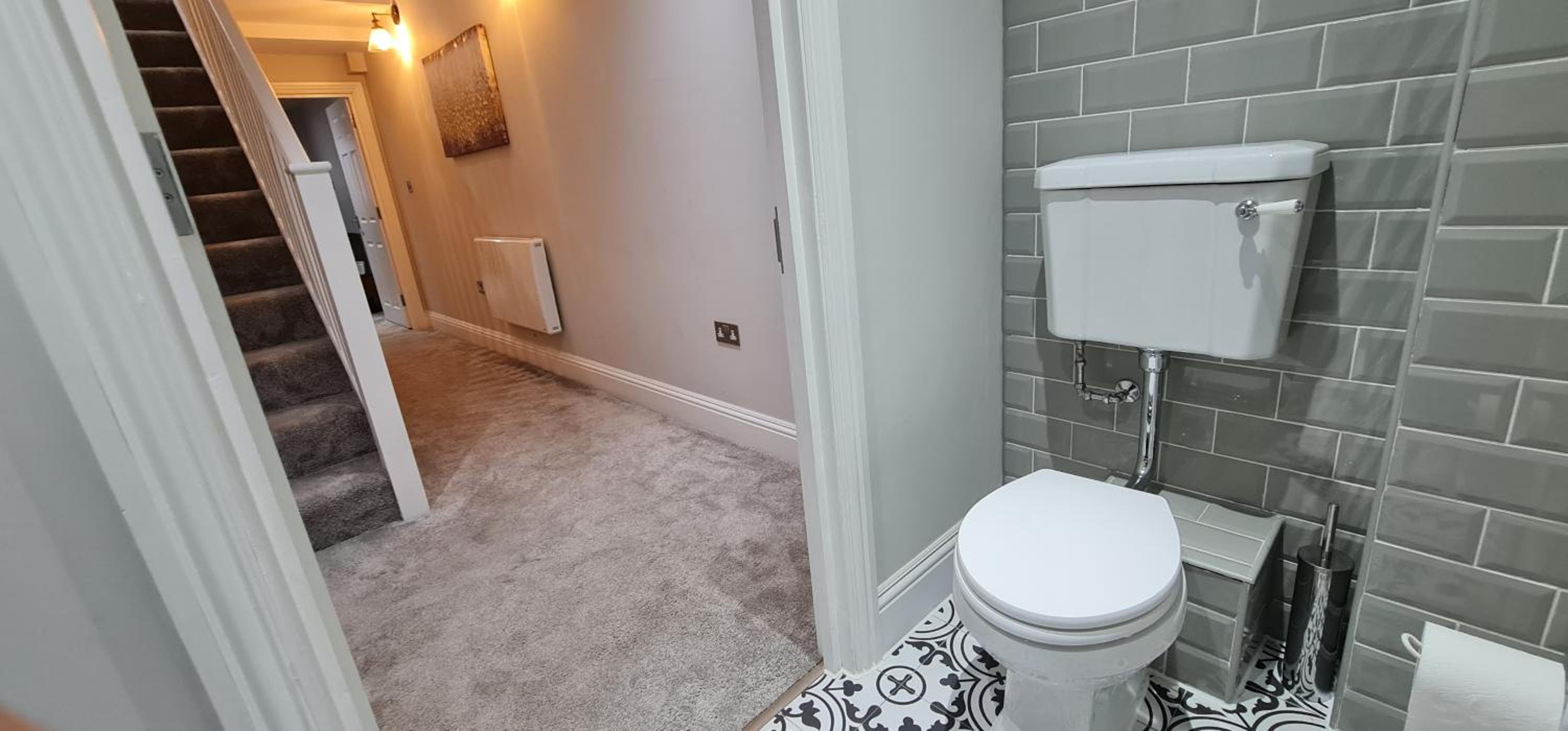 Old art School - Beautiful 2 Bed Apartments view 4