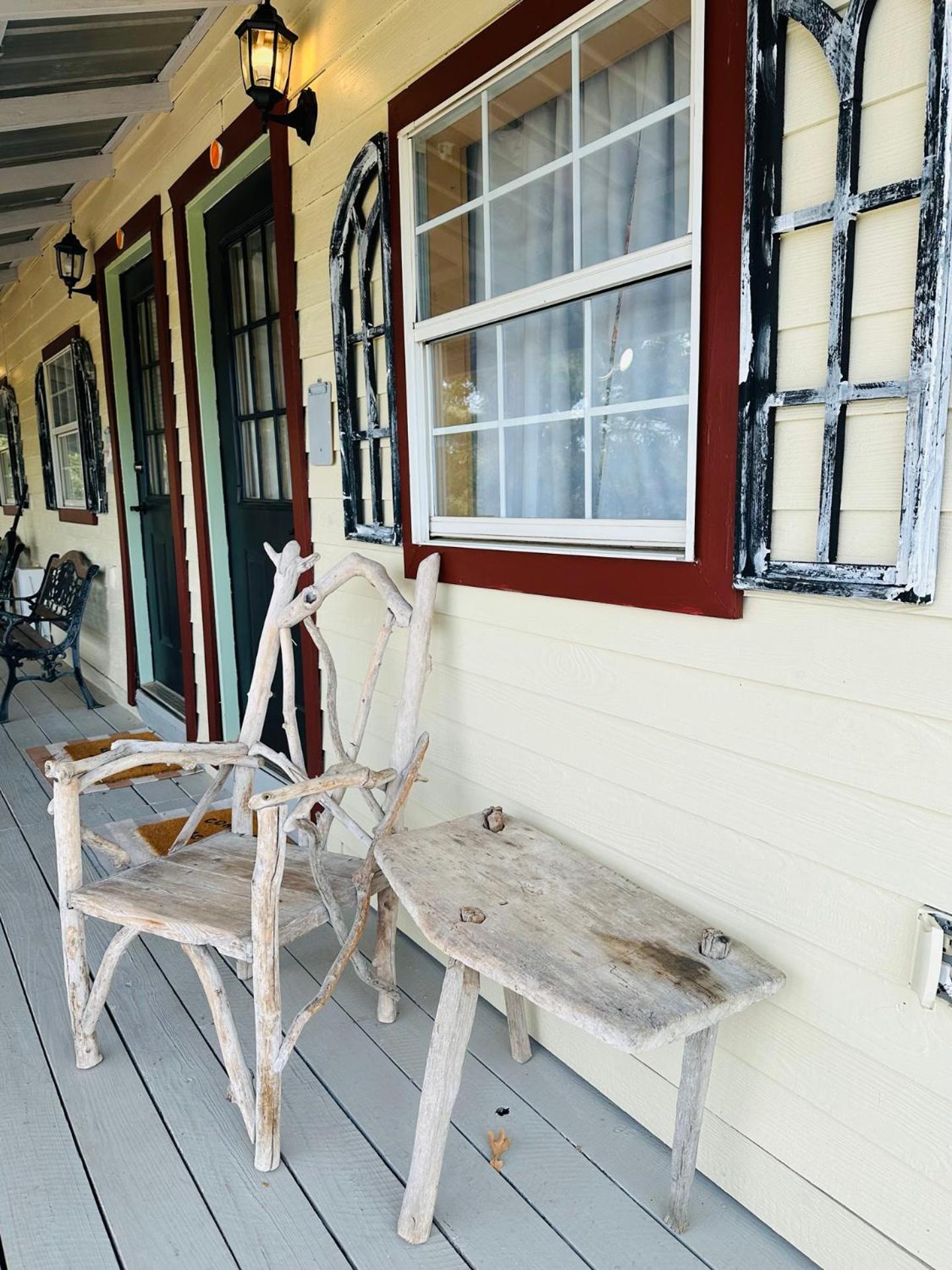 Acorn Hideaways Canton Secluded Sherlock Holmes Suite King Bed view 4