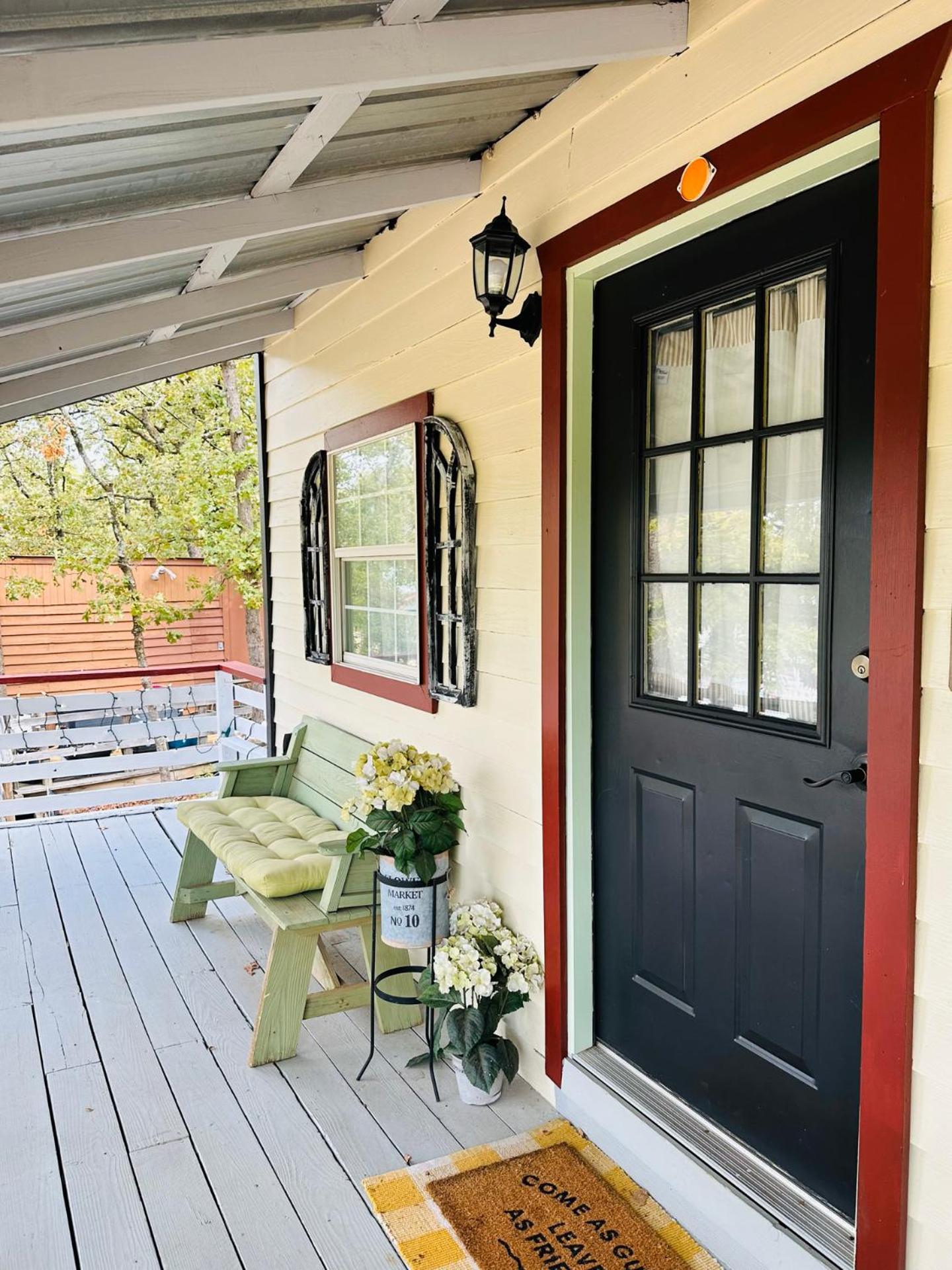 Acorn Hideaways Canton Unwind at Green Gables Suite for up to 3 view 4