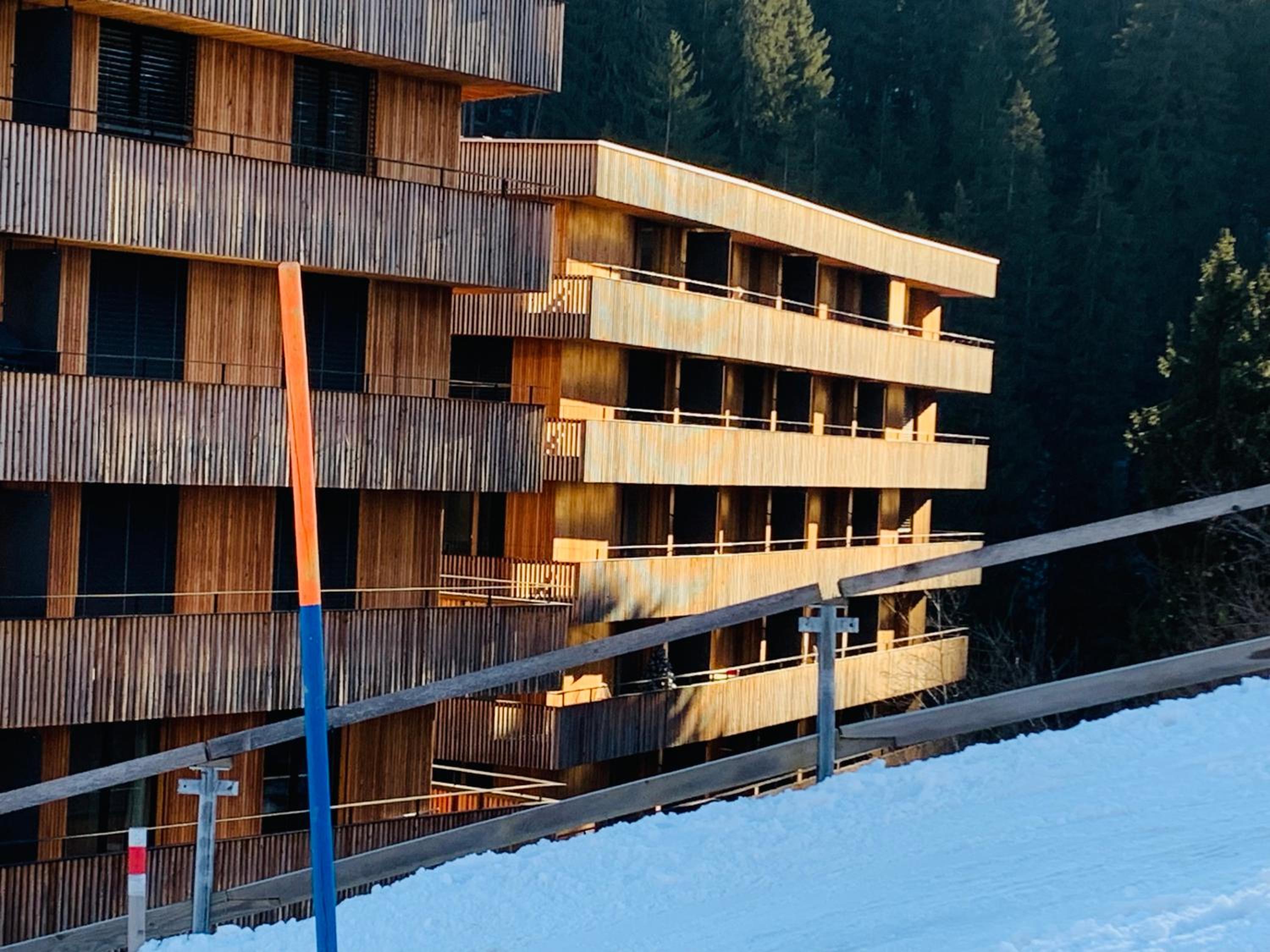 Ski-in Ski-out Ferienwohnung direkt an Piste und Liften - 3-room Stenna Selva apartment