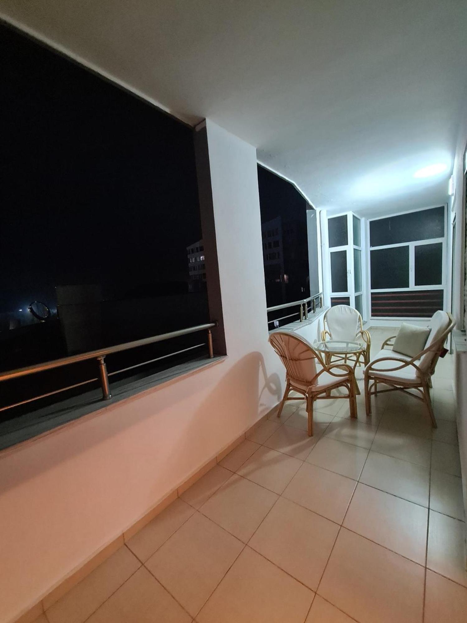 Royal Seaview Apartment