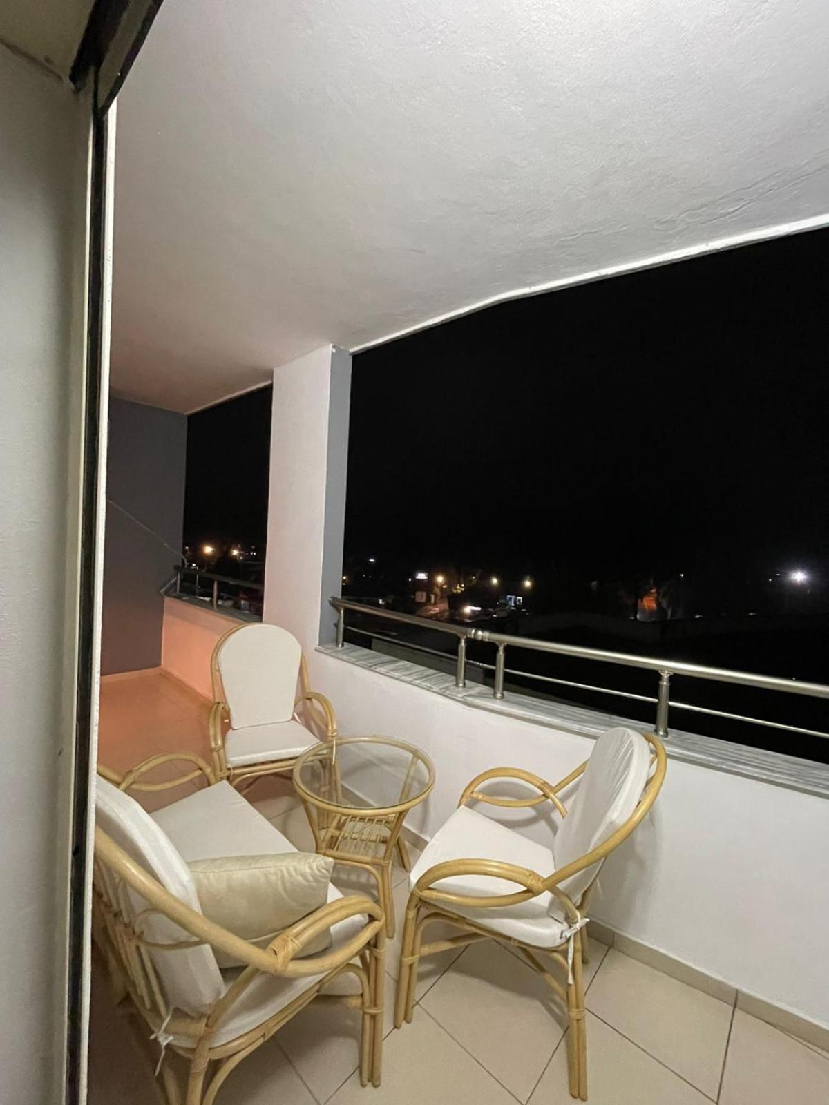 Royal Seaview Apartment