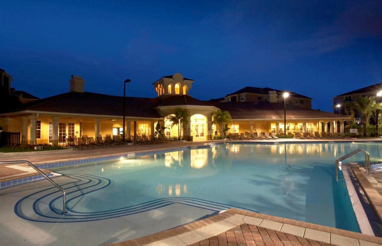P.19 # Vista Cay Newly Remodeled Walking Distance from OCCC