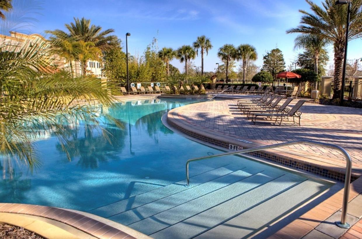 P.19 # Vista Cay Newly Remodeled Walking Distance from OCCC