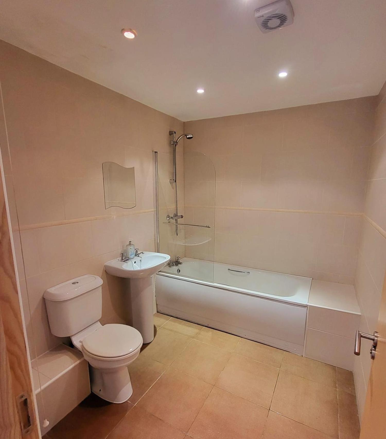 Letterkenny Vacations - Wild Atlantic Apartments Port House Letterkenny - Property Image 5