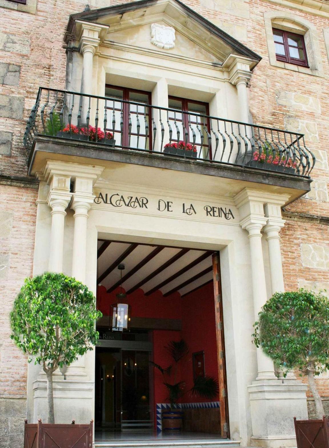 Hotel Alcázar de la Reina - Image 1