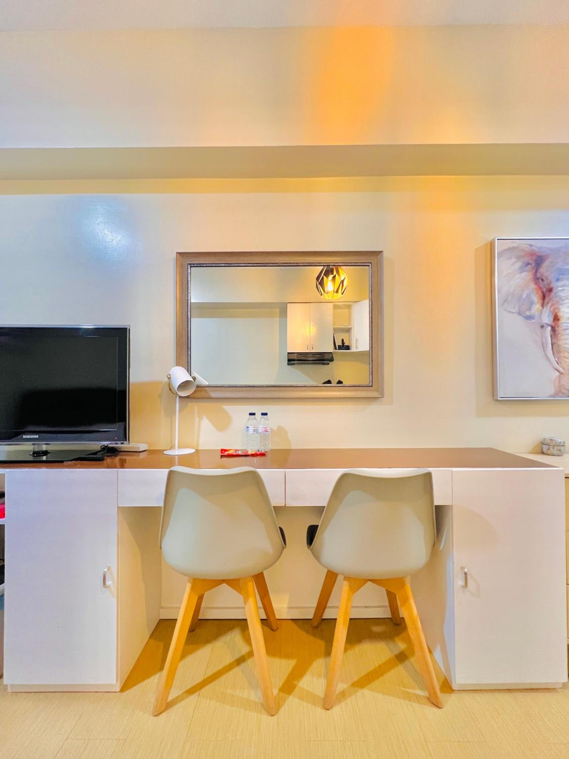 * *W Prime Location Condo for 3 view 3