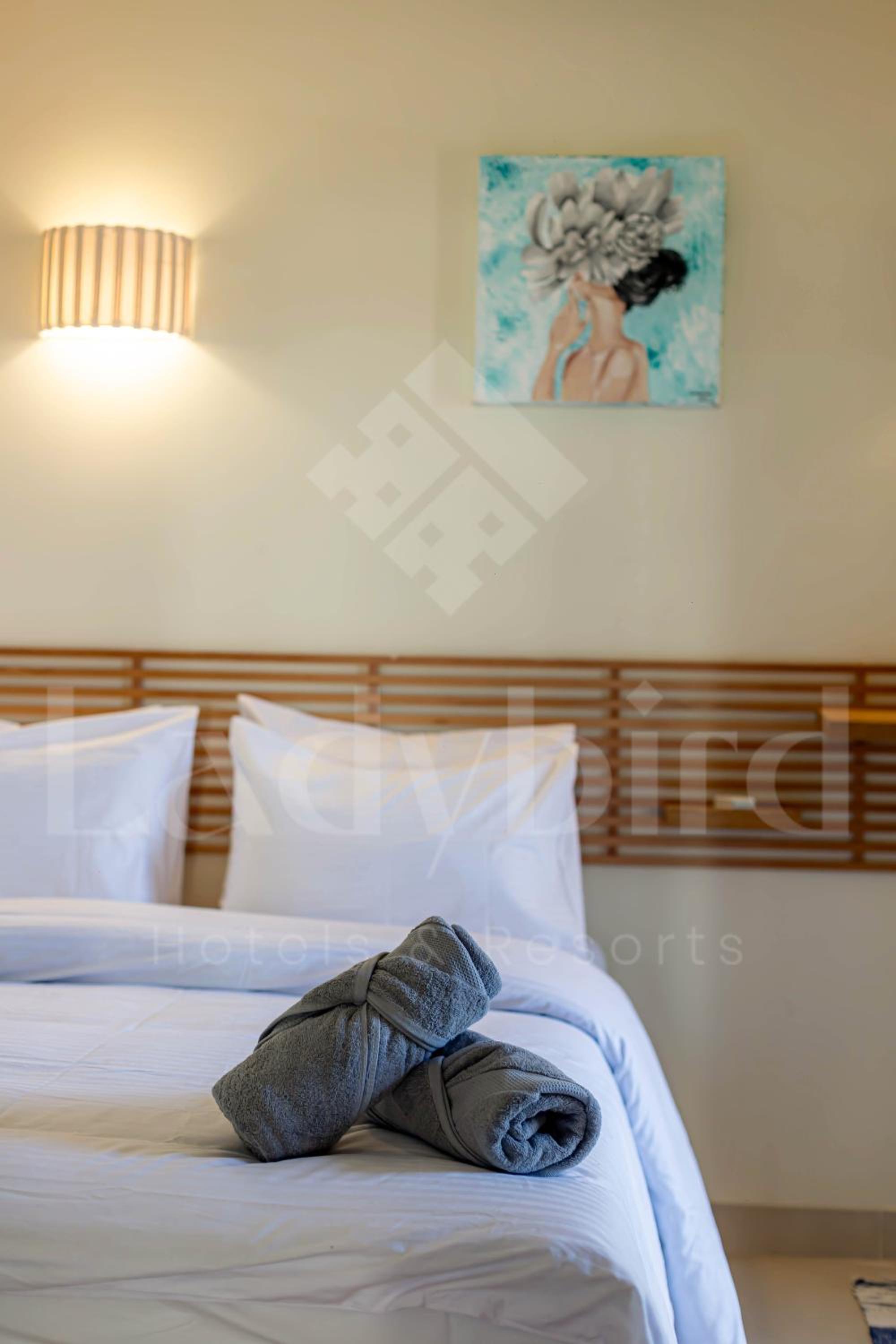 Ladybird - Veranda Beach House