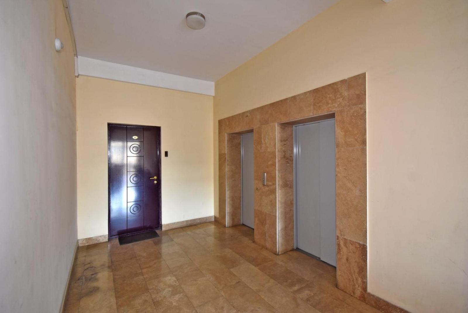 Northern Avenue, 2 bedrooms Luxury apartment HH882