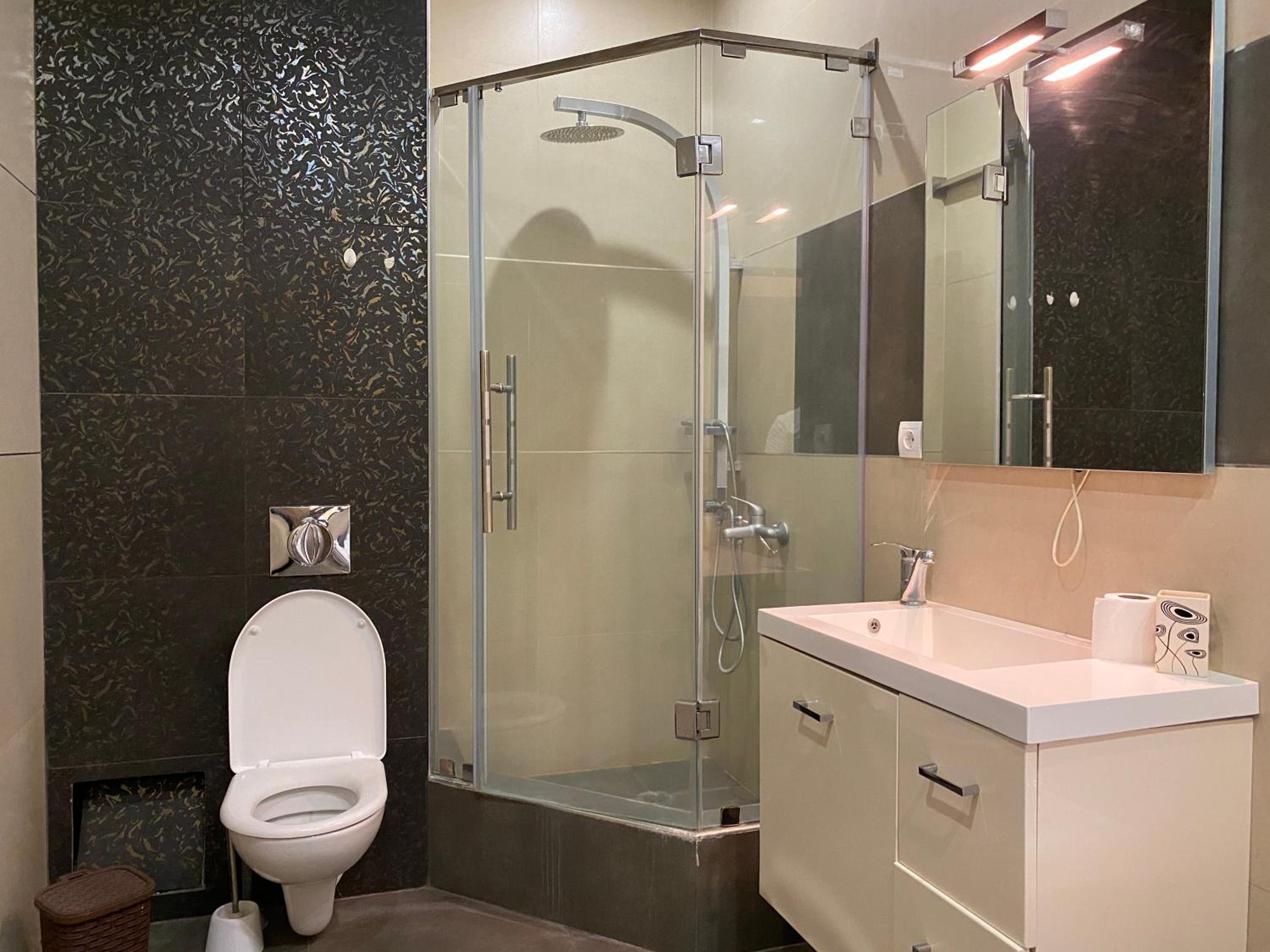 Northern Avenue, 2 bedrooms Luxury apartment HH882