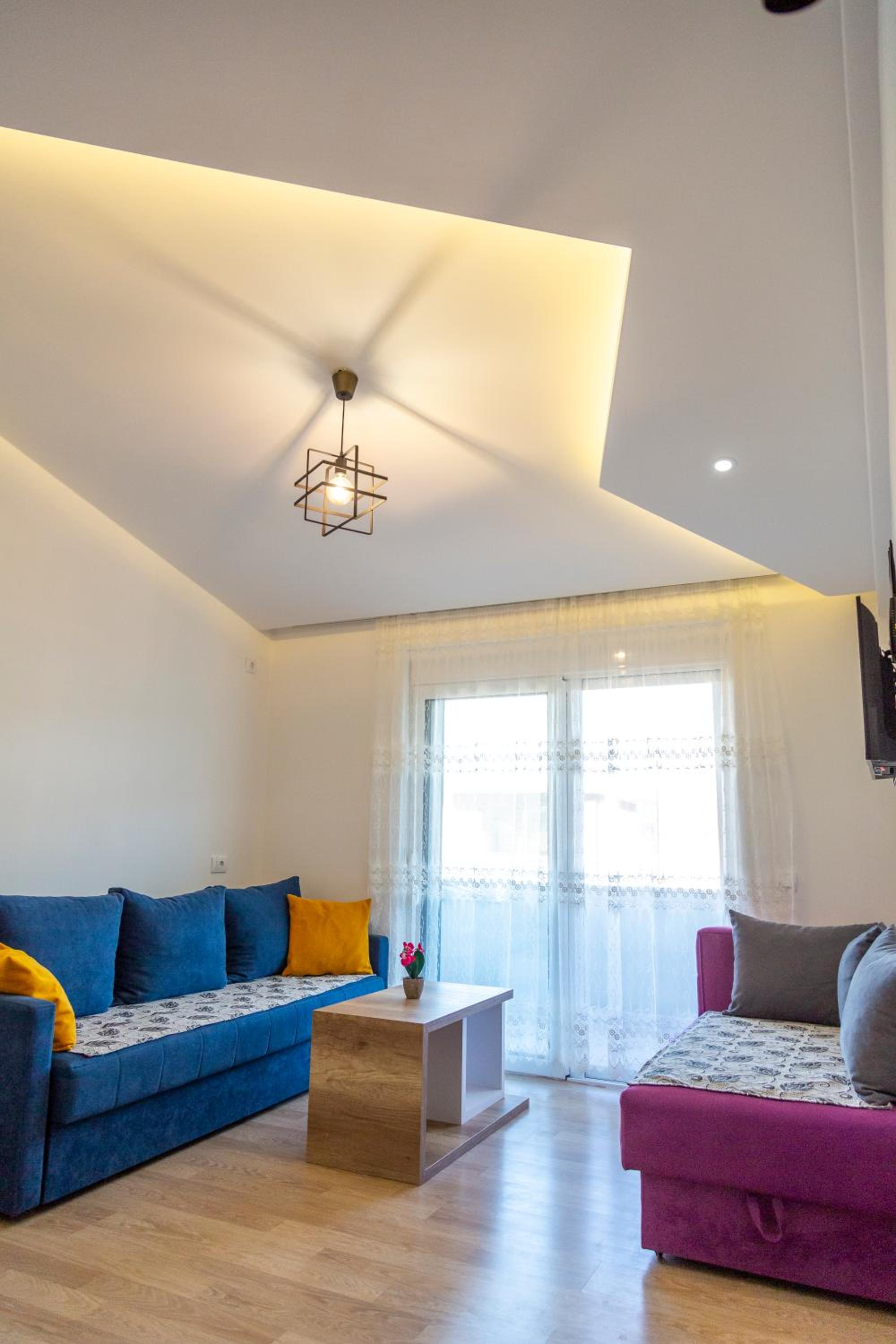 Kenzy Apartments
