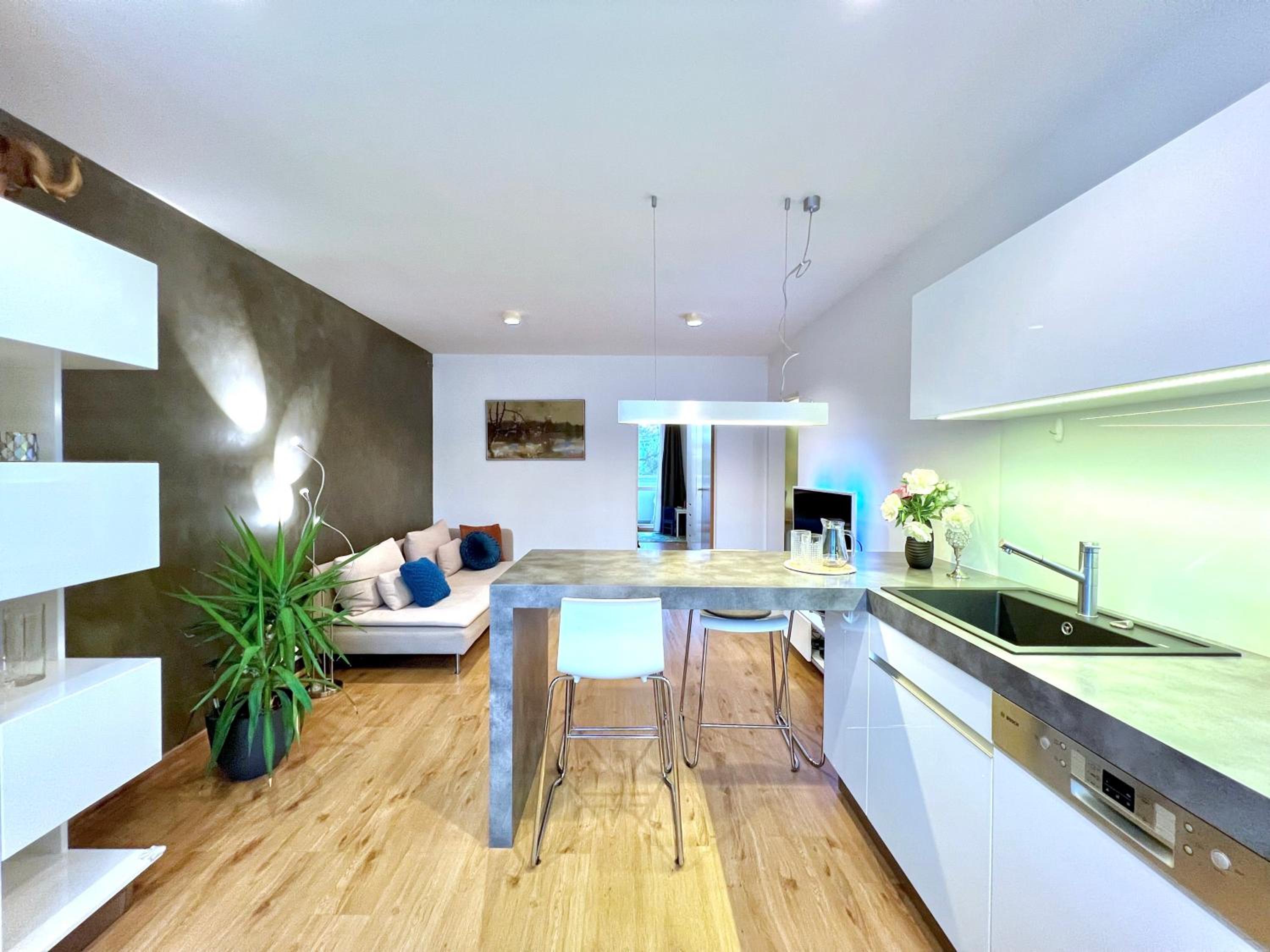 Jana's apartment, free parking