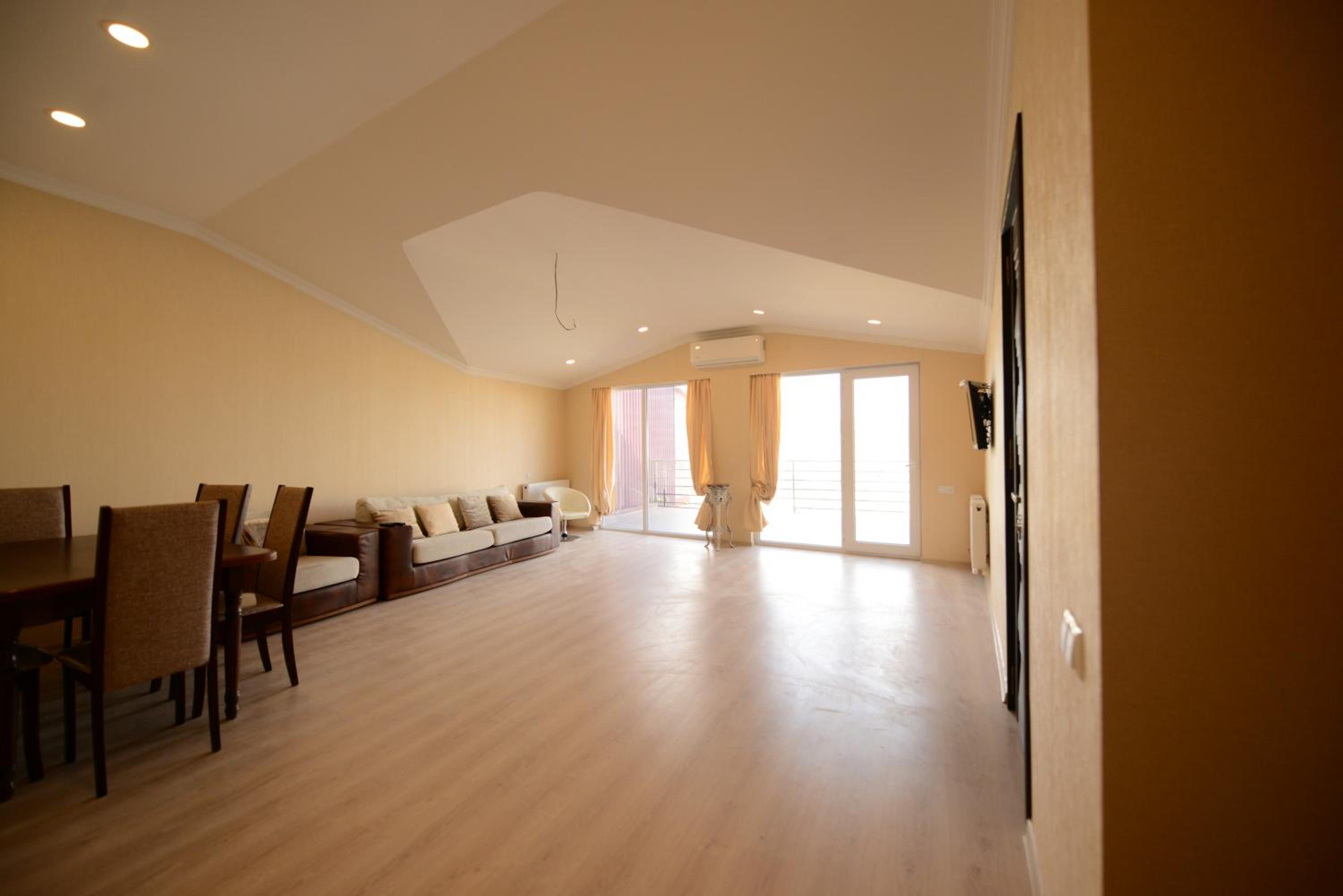 3-Bedroom Apartment with huge terrace overseeing Tbilisi view 4