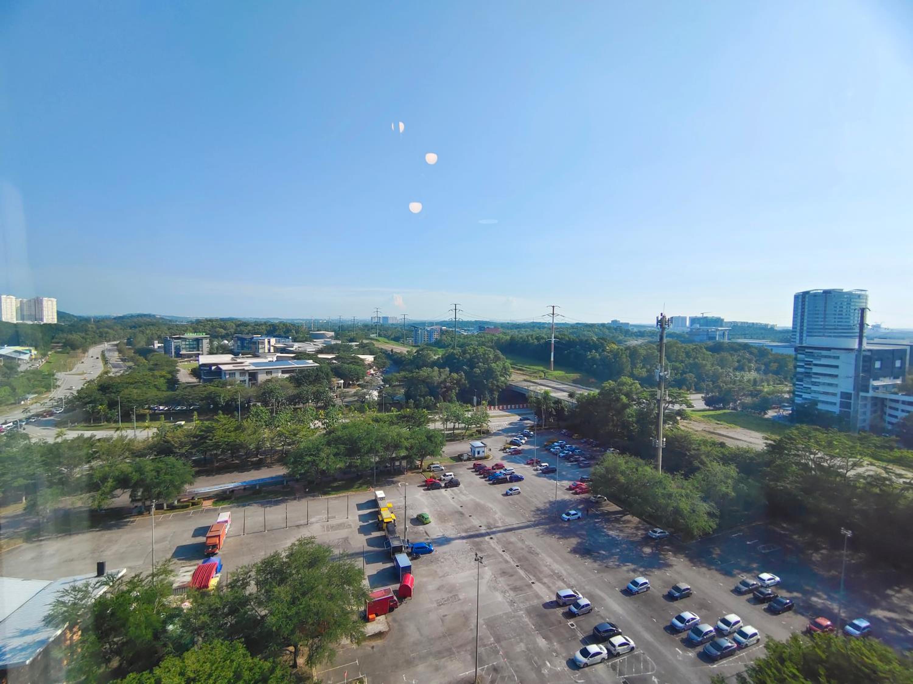 Kanvas Soho Cyberjaya/Netflix/Gym/Jacuzzi/KLIA view 2