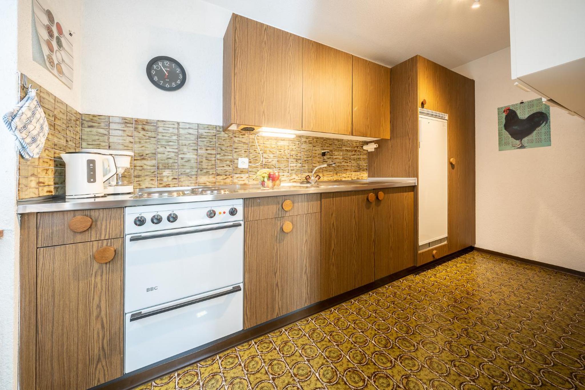 7004 Gemuetlich eingerichtete Wohnung mit wunderschoen bewachsener Terrasse