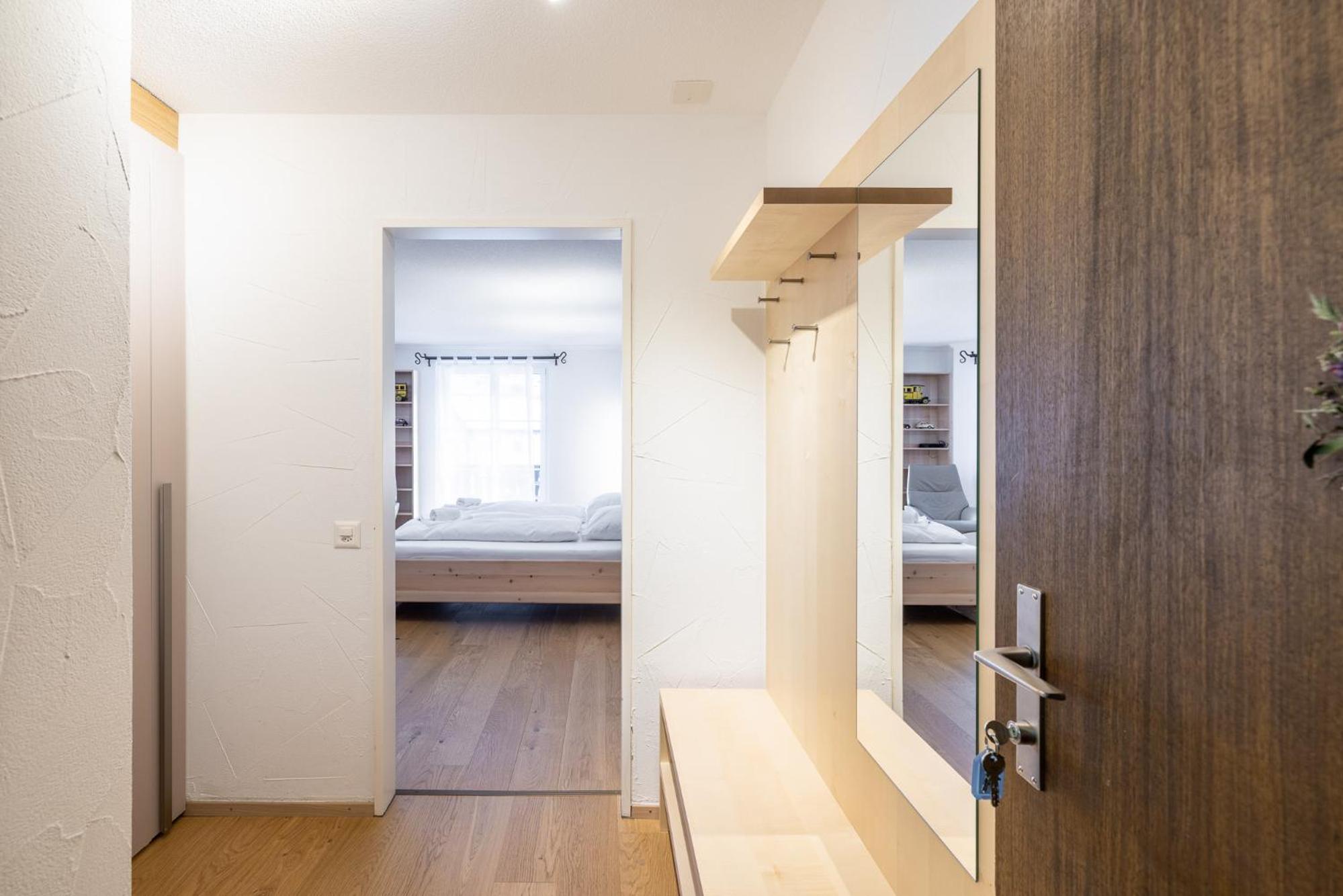 7304 Pure Freude in dieser stilvoll renovierten Wohnung mit moderner Kueche
