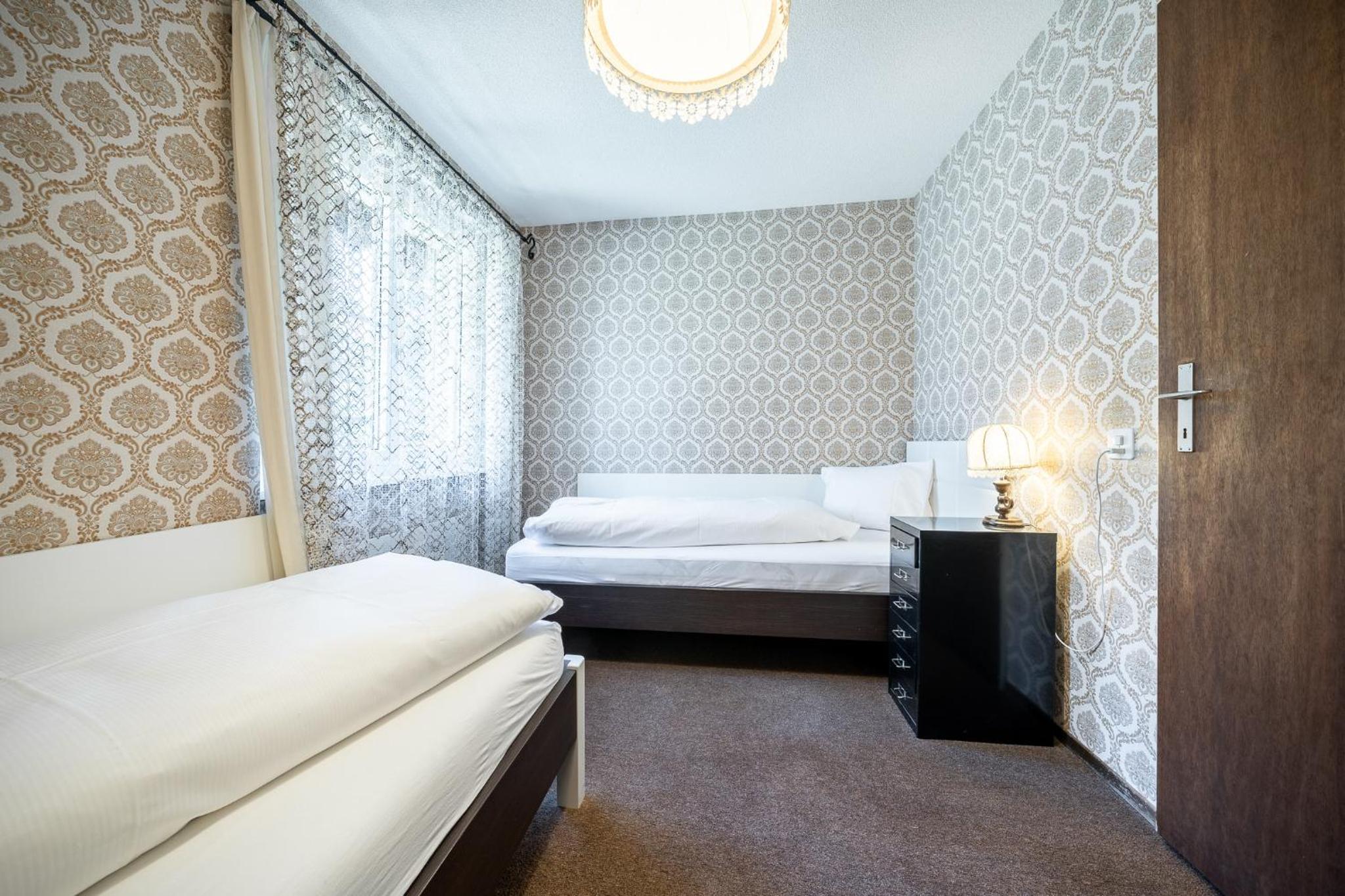 9302 Zweckmaessig eingerichtete 3,5 Zimmer Wohnung mit ueberdachtem Suedwestbalkon
