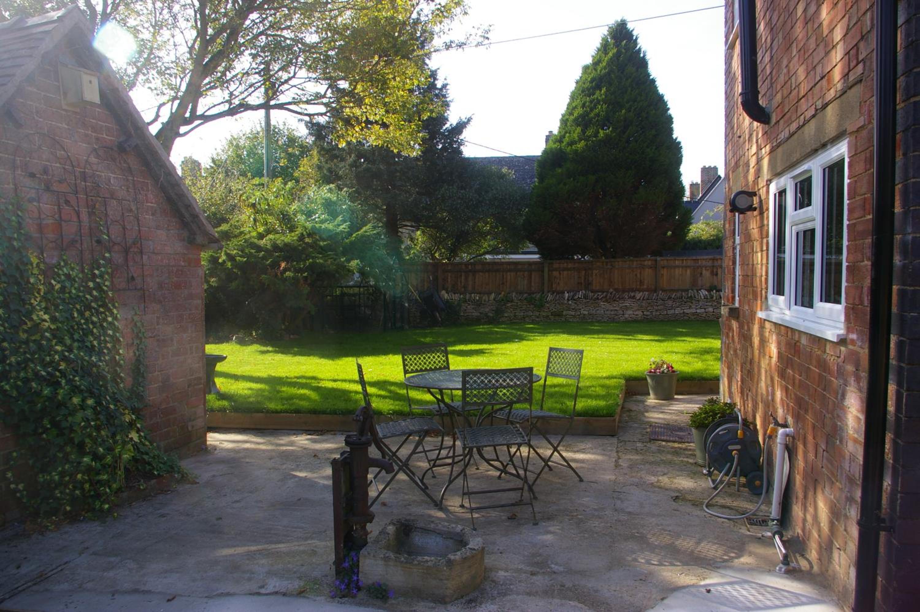 Elm Cottage