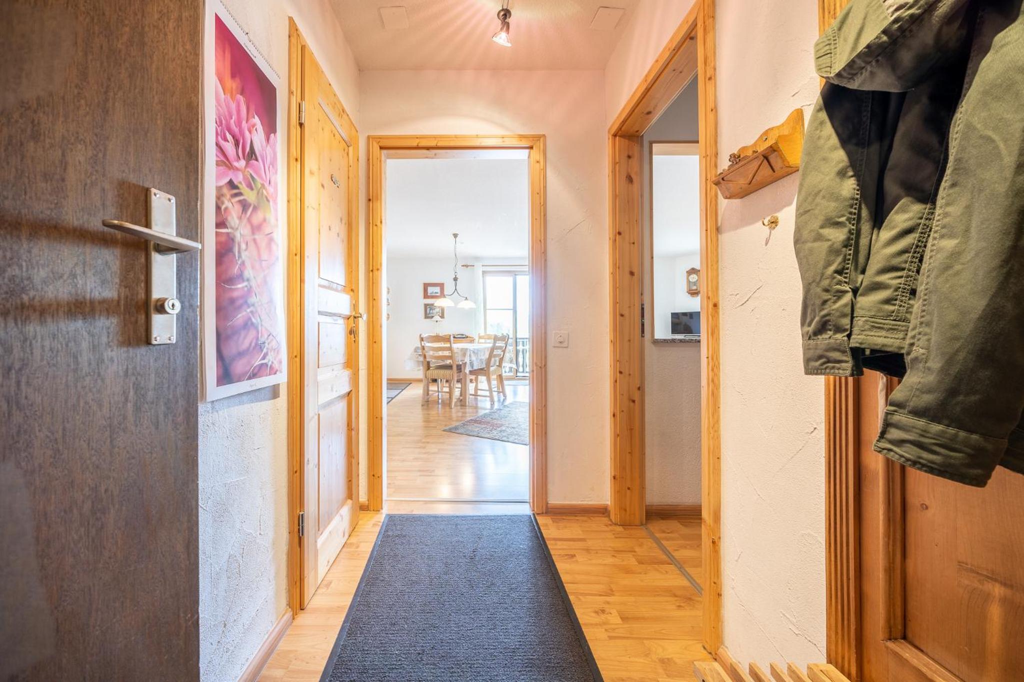 9404 Renovierte Maisonettewohnung im modernen Landhausstil und Balkon mit tollem Ausblick