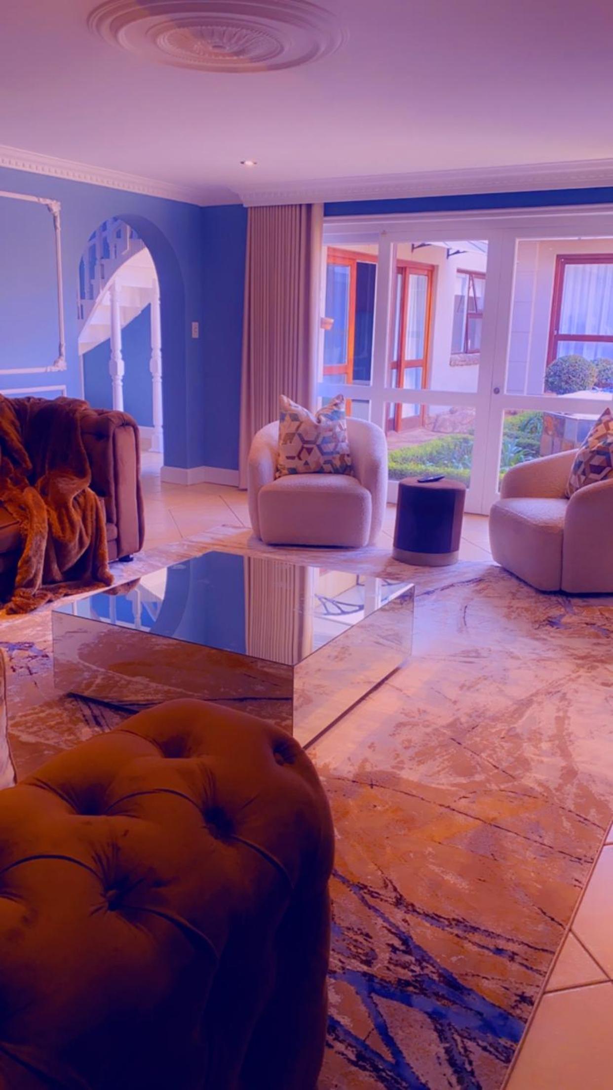 OR Tambo Airport Mansion ,Self Catering Holiday Home