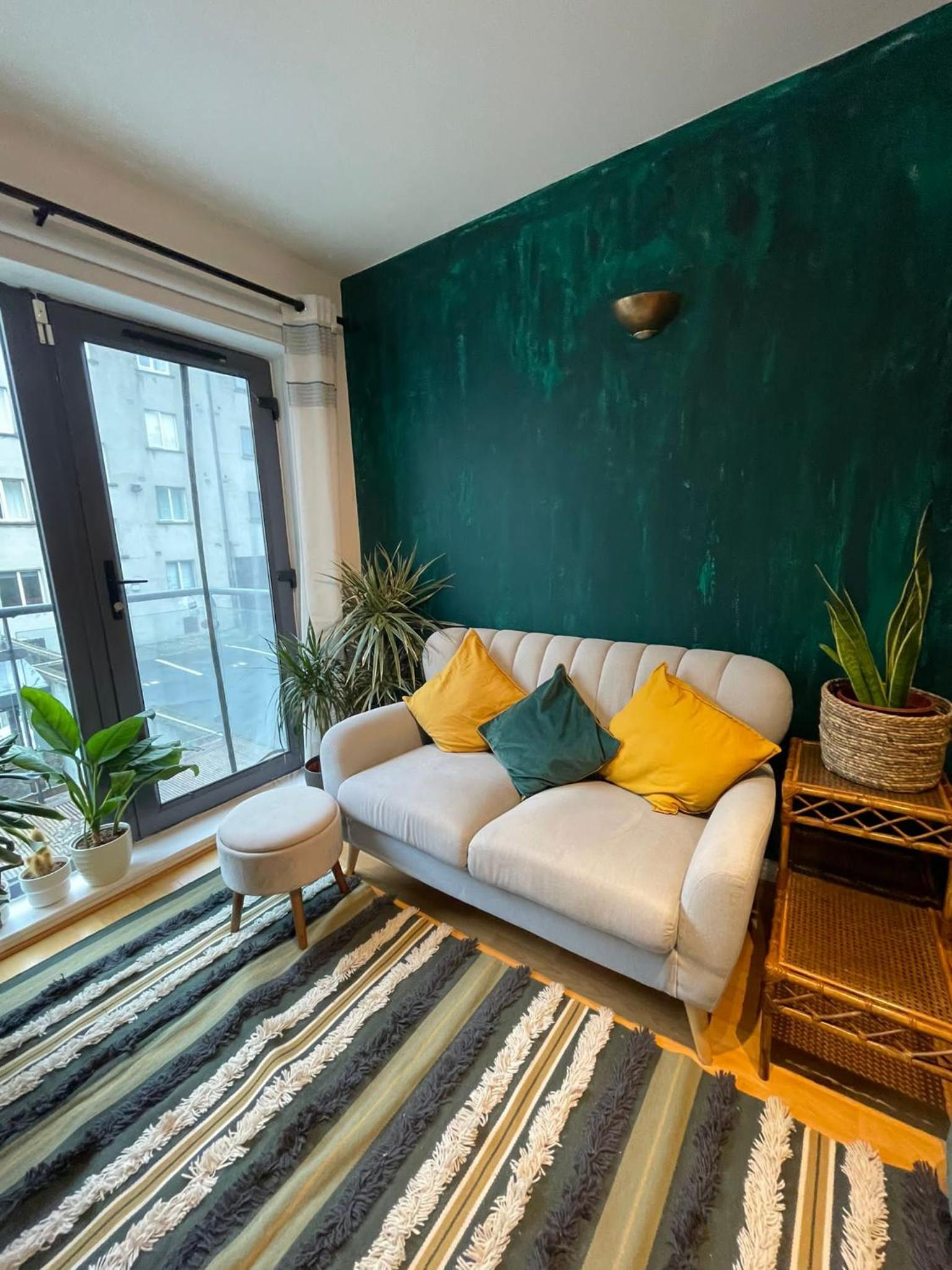 Cosy Modern Apartment in Portobello
