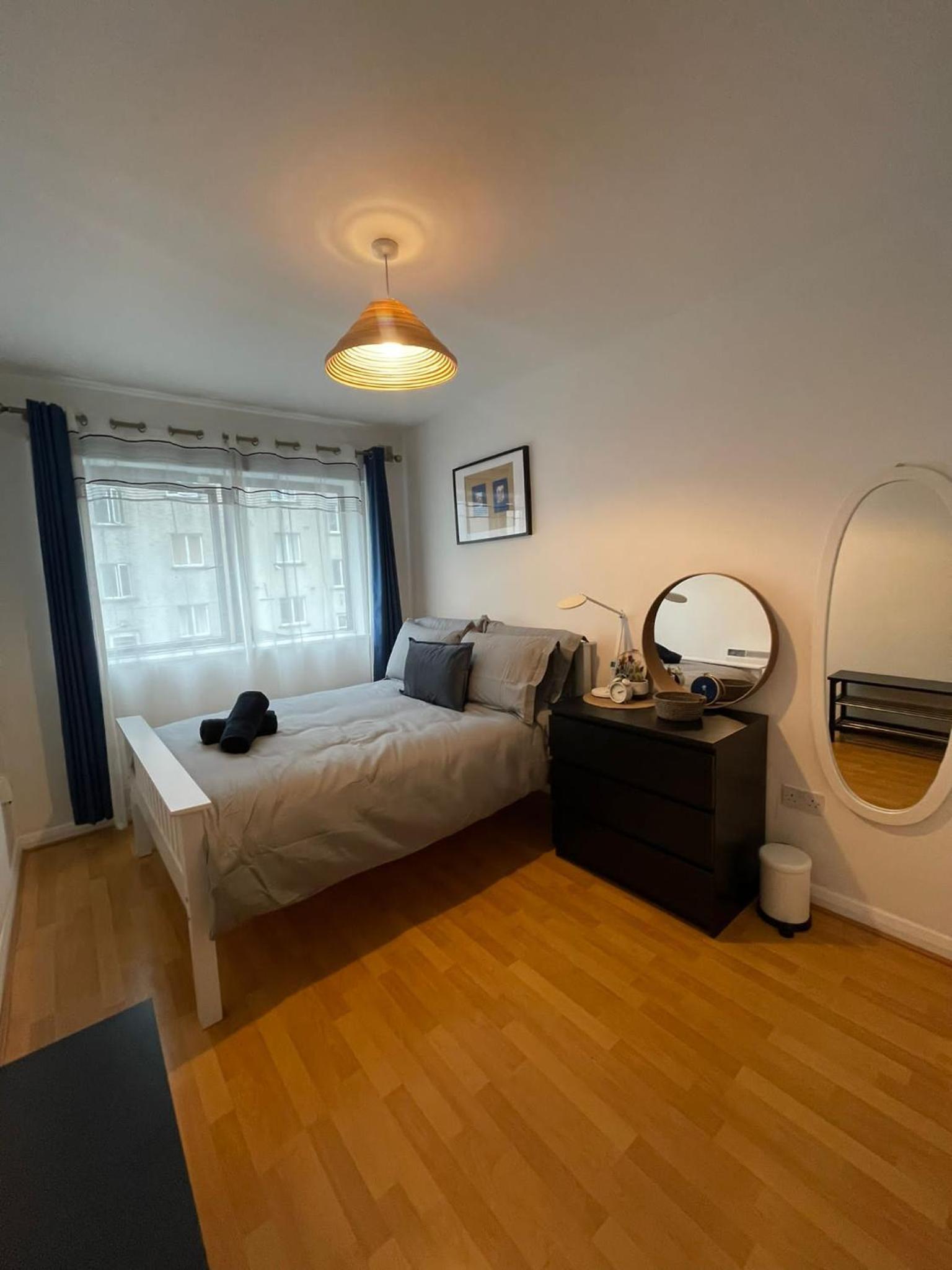 Cosy Modern Apartment in Portobello