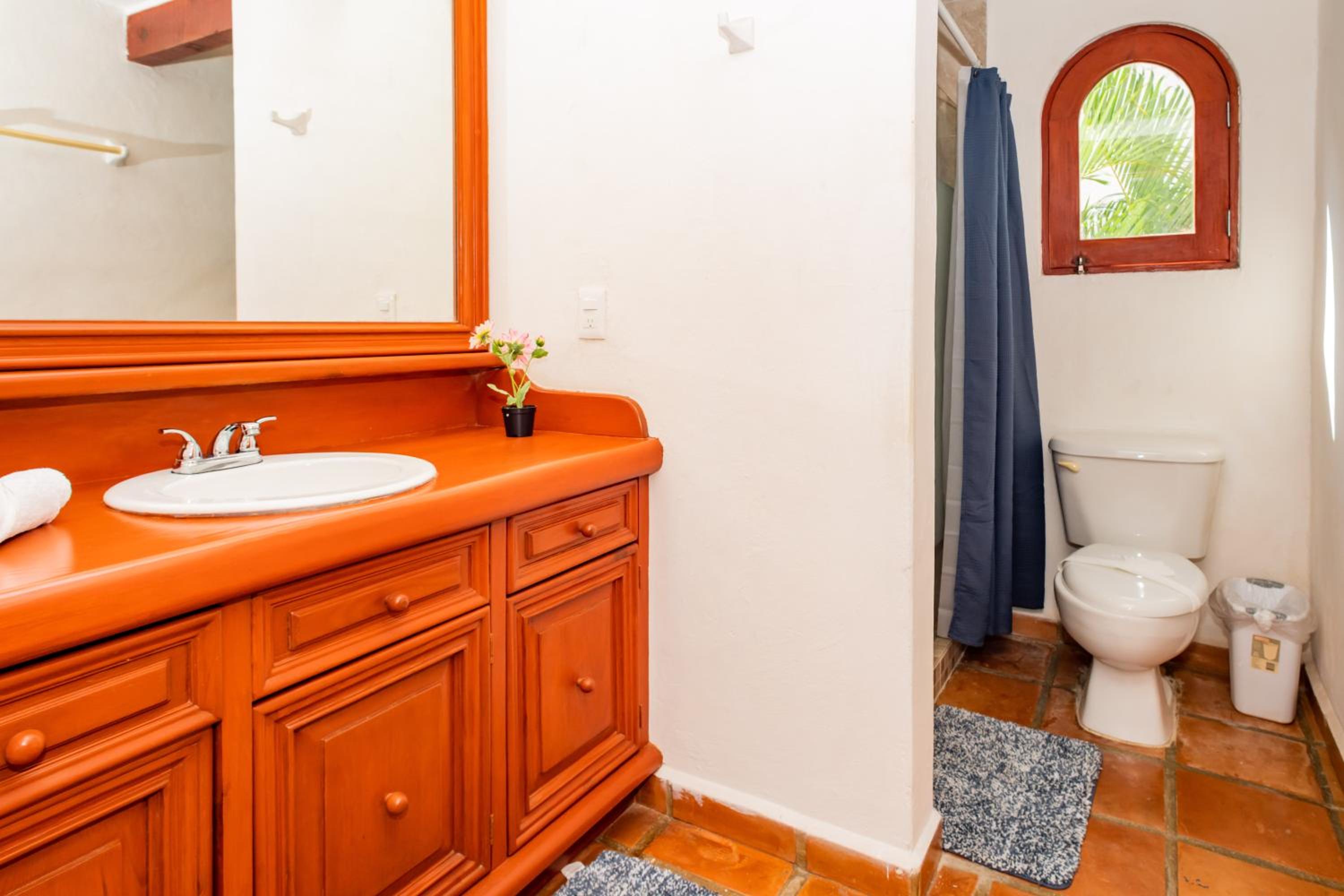 Villa tropically in Hotel Zone