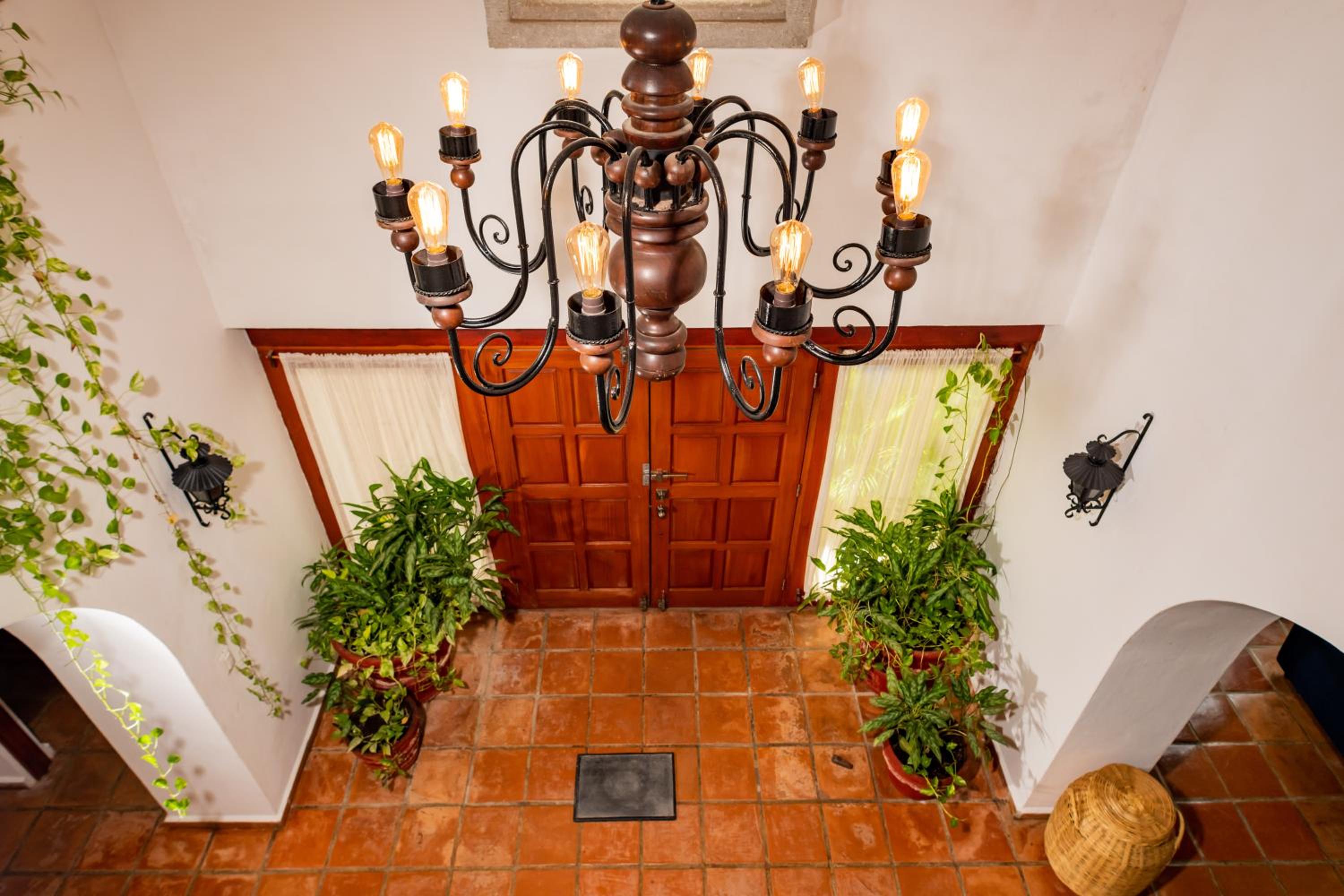 Villa tropically in Hotel Zone