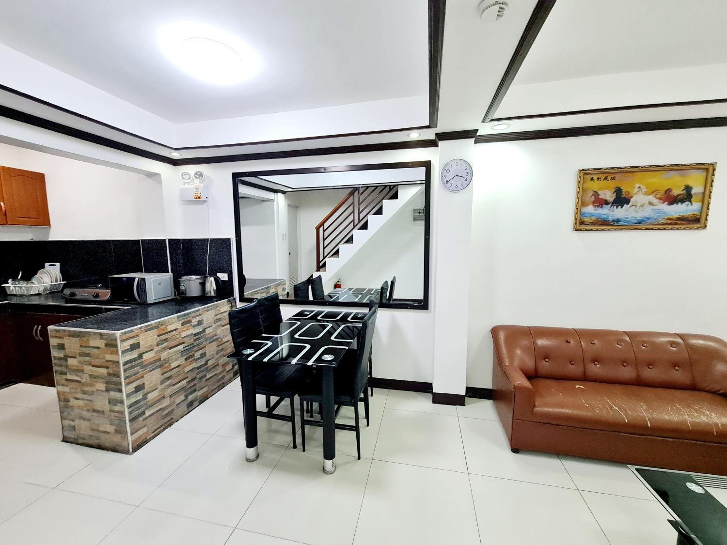 Calapan Transient House Acacia L37