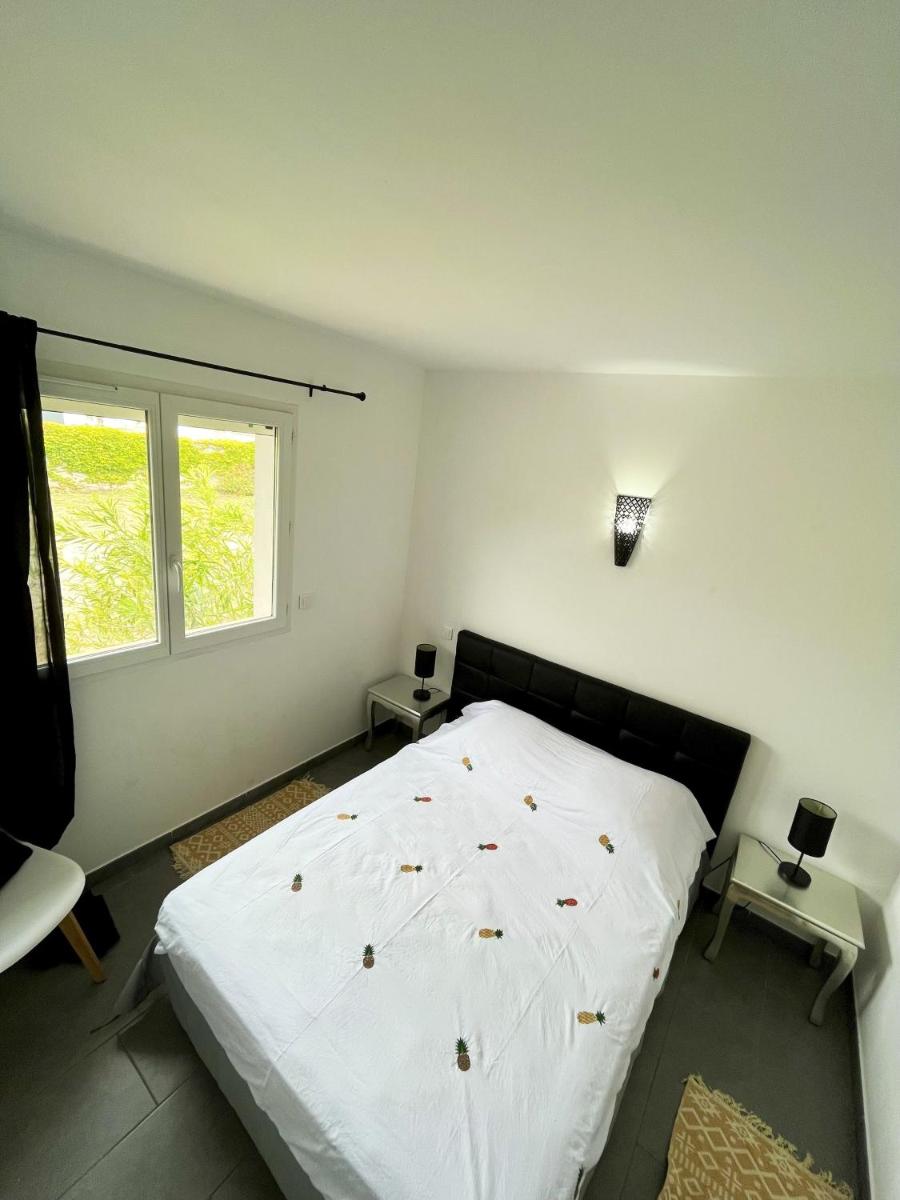 Maison de 2 chambres avec piscine partagee jardin clos et wifi a Ghisonaccia view 2