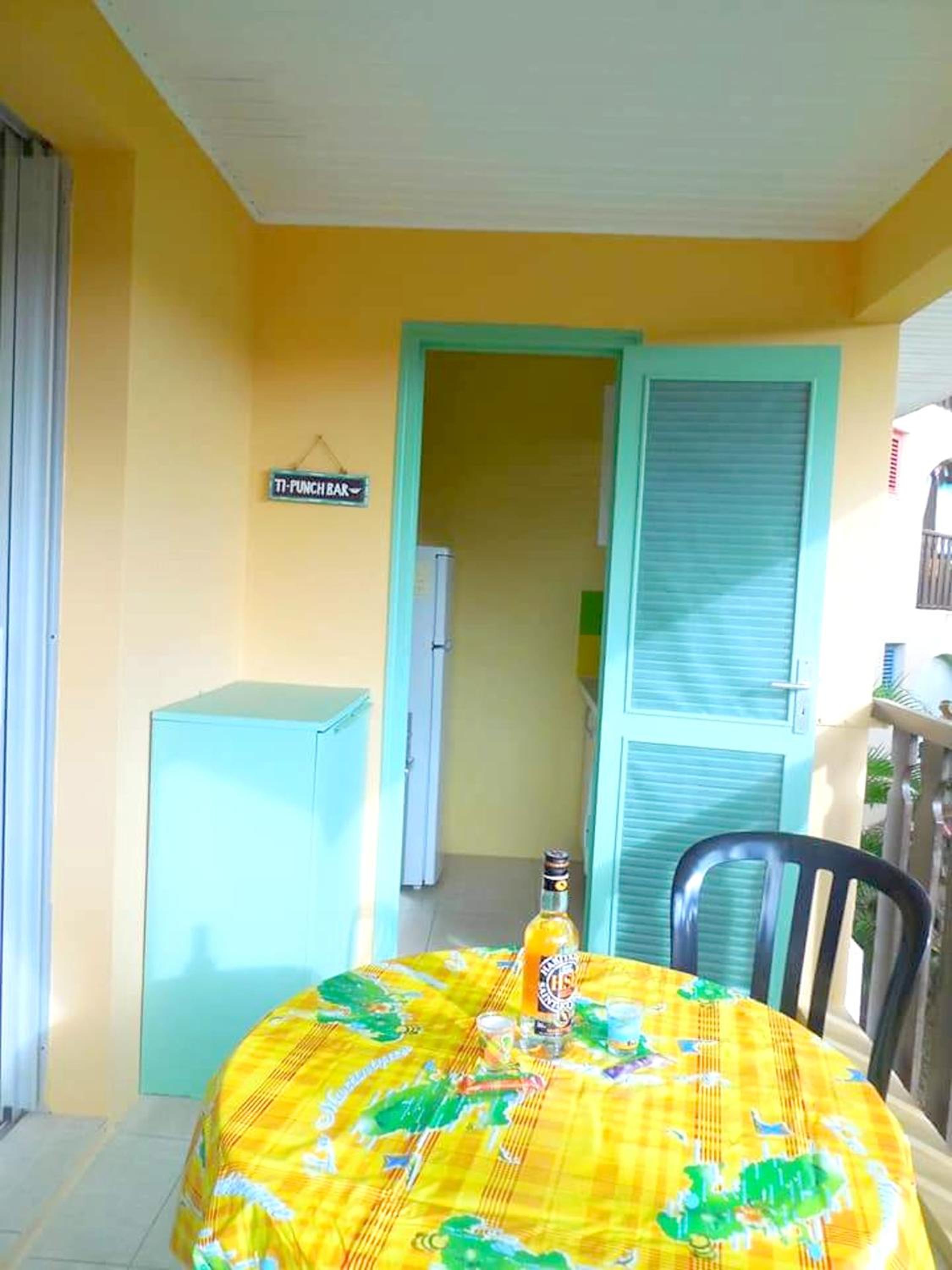 Appartement cosy a Sainte Anne 35 m² avec jardin view 3