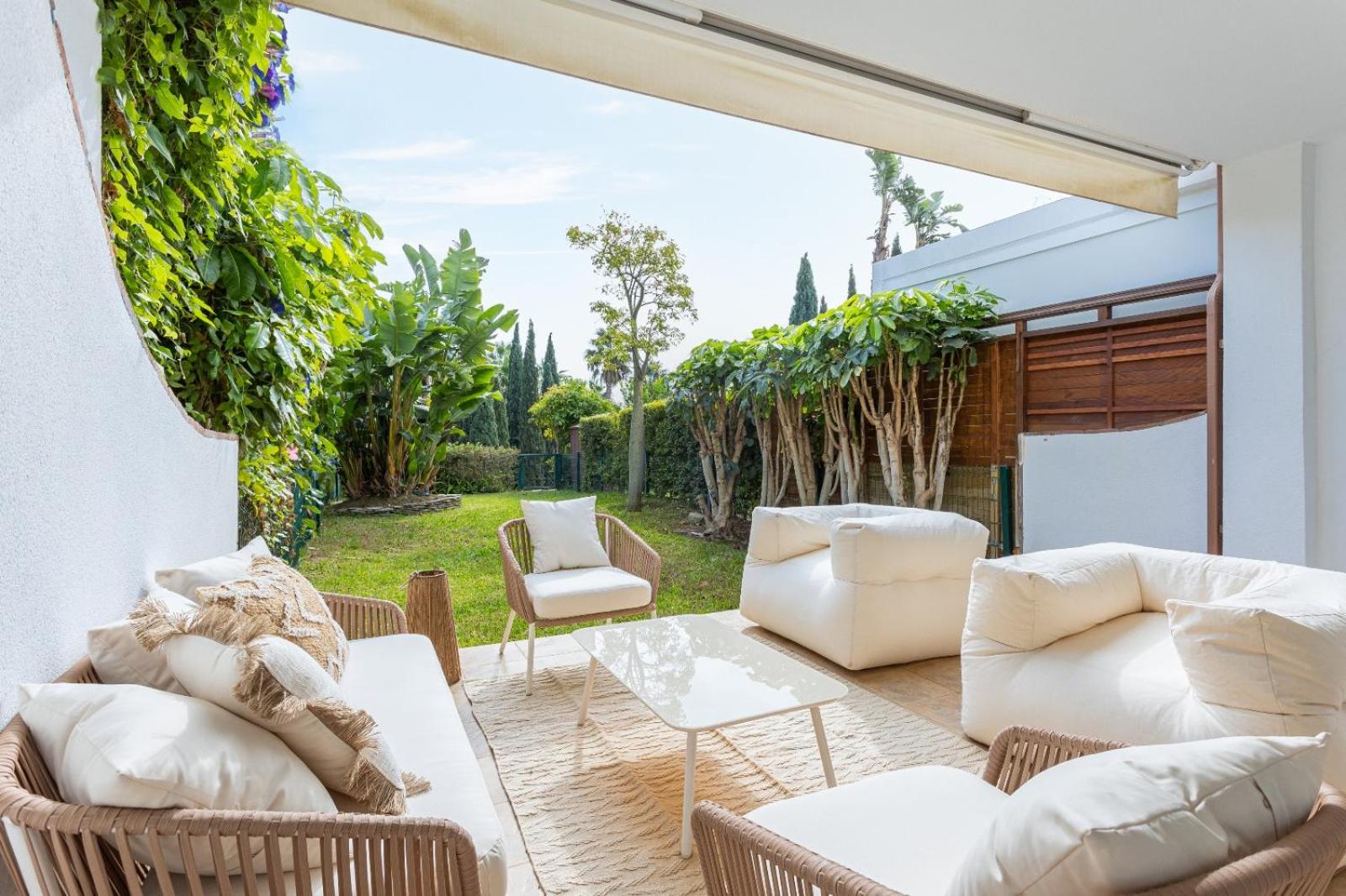 Sunny Home .