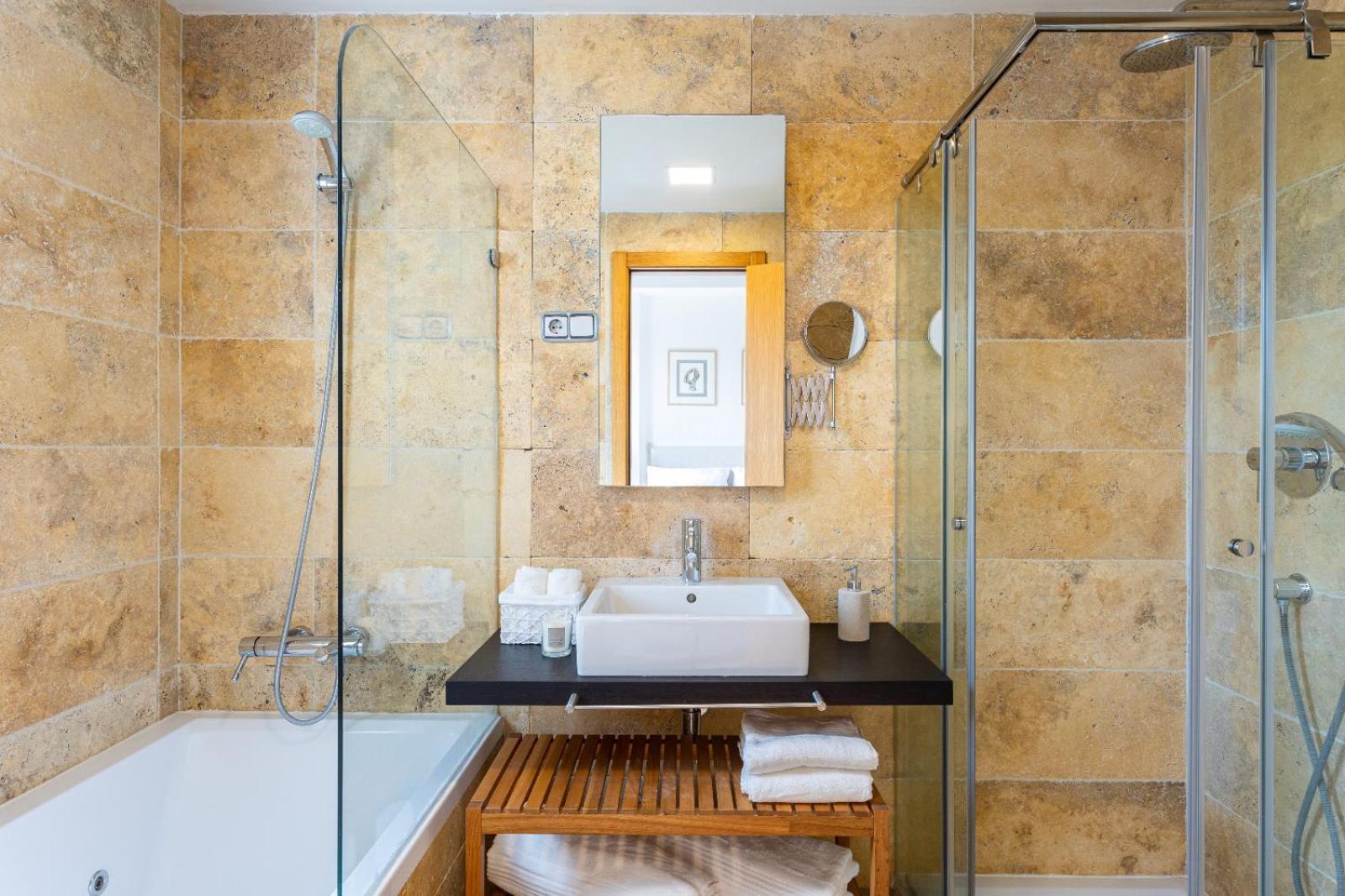 Sunny Home .