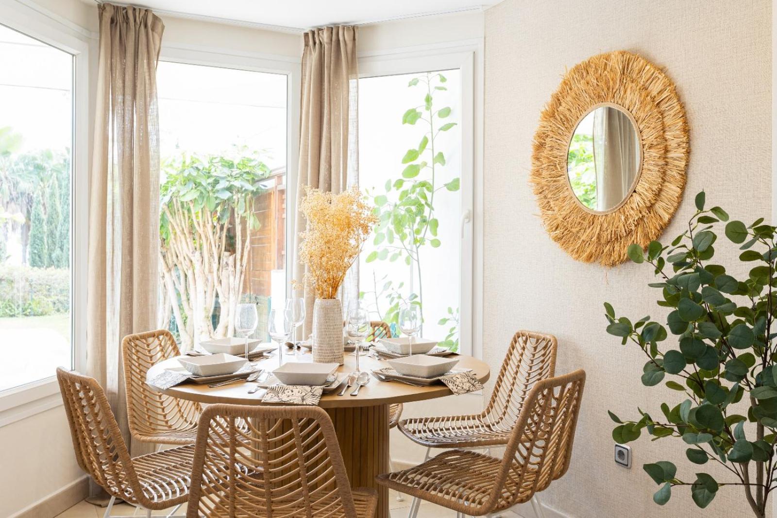 Sunny Home .