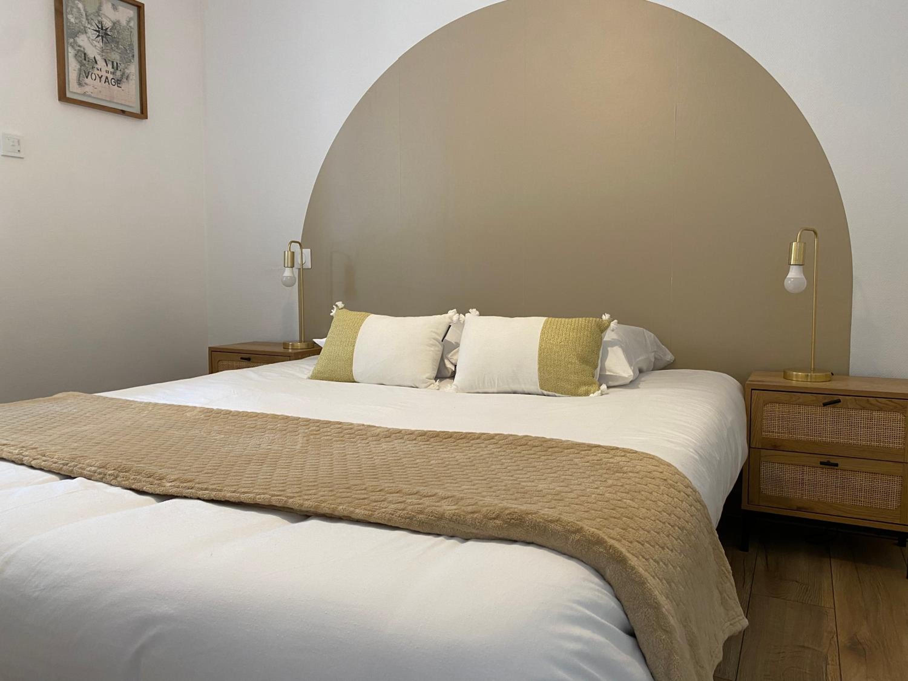 Charmante MAISON Lumineuse, Chaleureuse et confortable