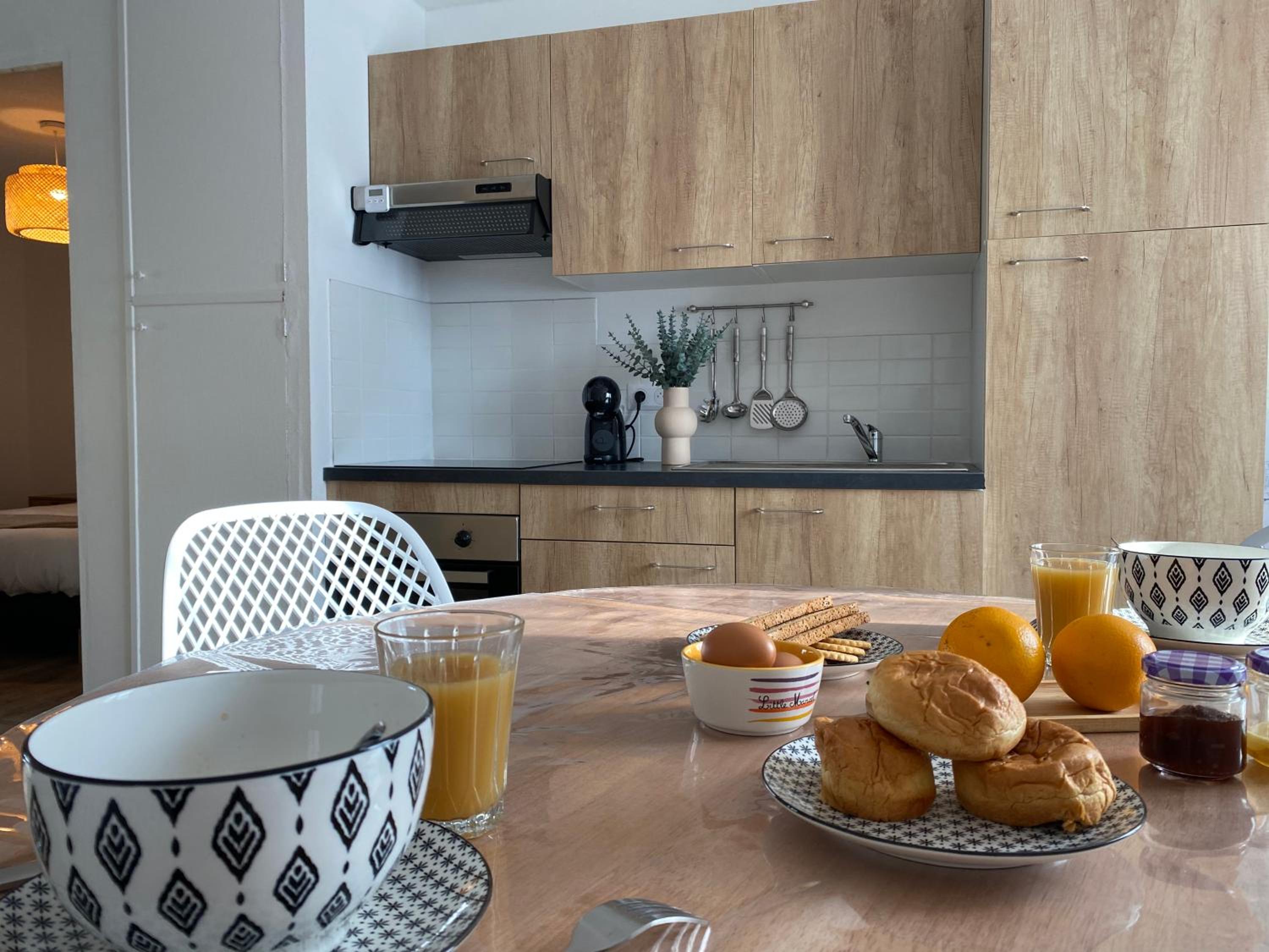 Charmante MAISON Lumineuse, Chaleureuse et confortable