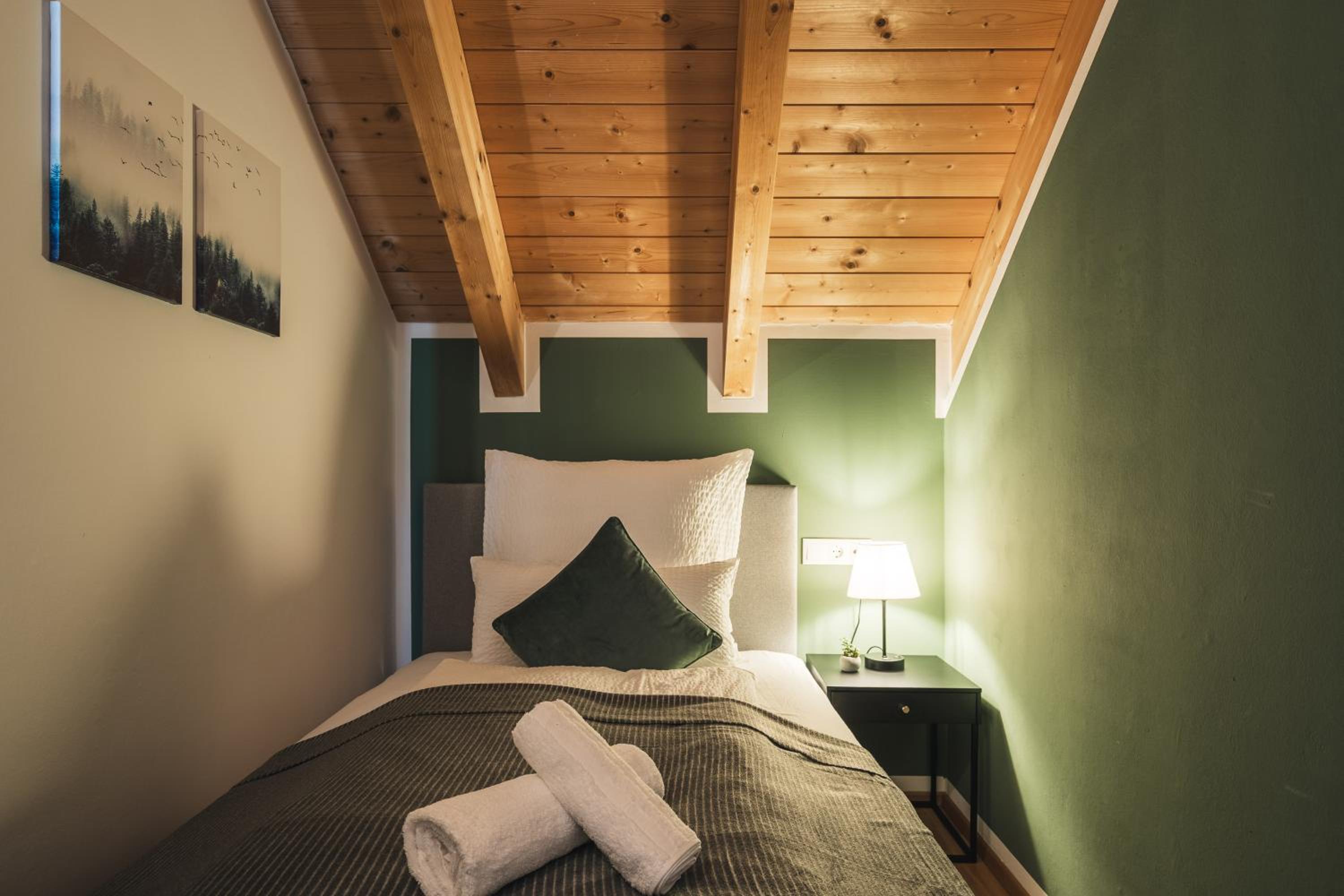 ALPSTAY Kuhstadl - 3 Bedroom Family Apartment