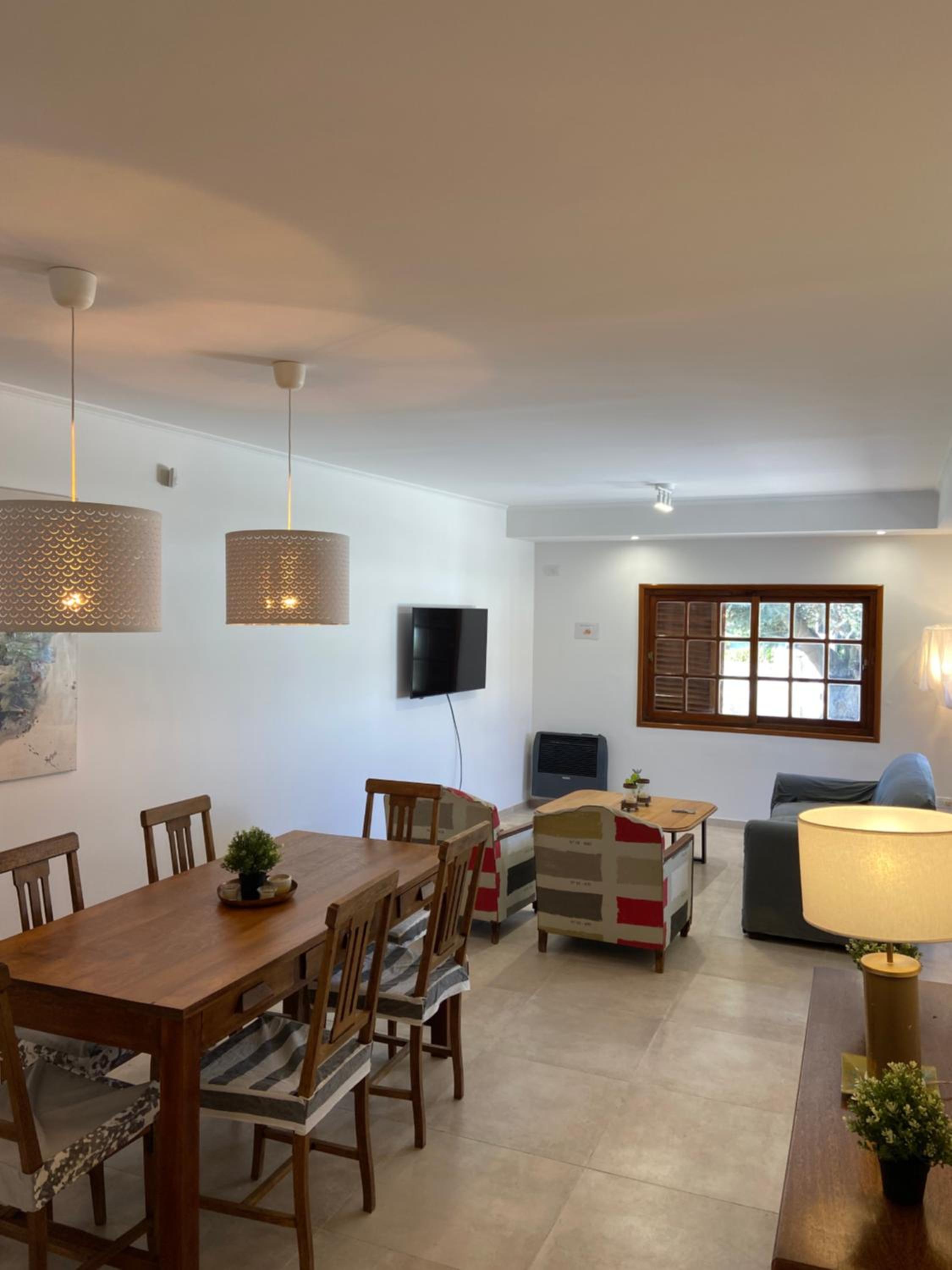 Casa Franklin, A media cuadra de la laguna!